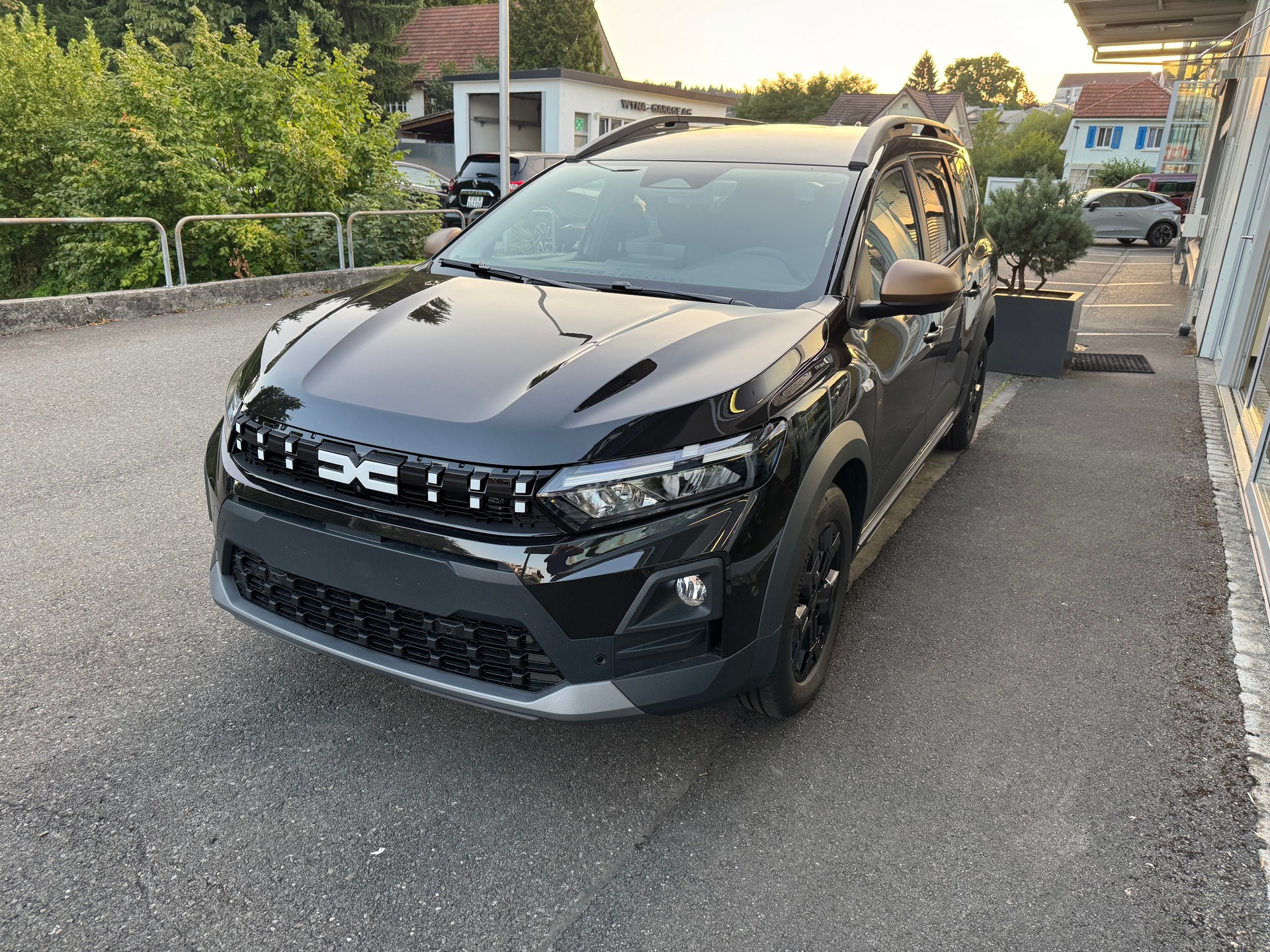 DACIA Jogger HEV 155 Extreme-image-3
