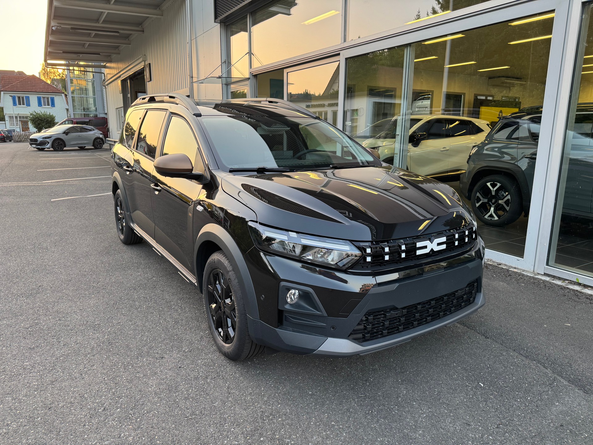 DACIA Jogger HEV 155 Extreme-image-4