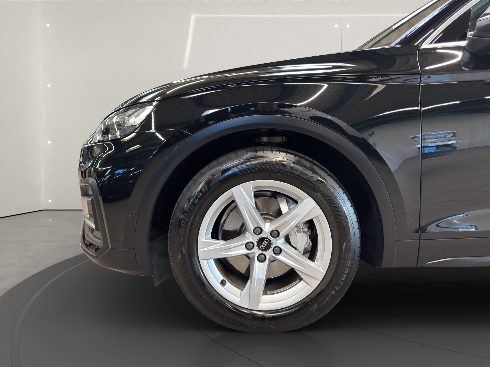 AUDI Q5 2.0 40 TDI quattro S-Tronic-image-6