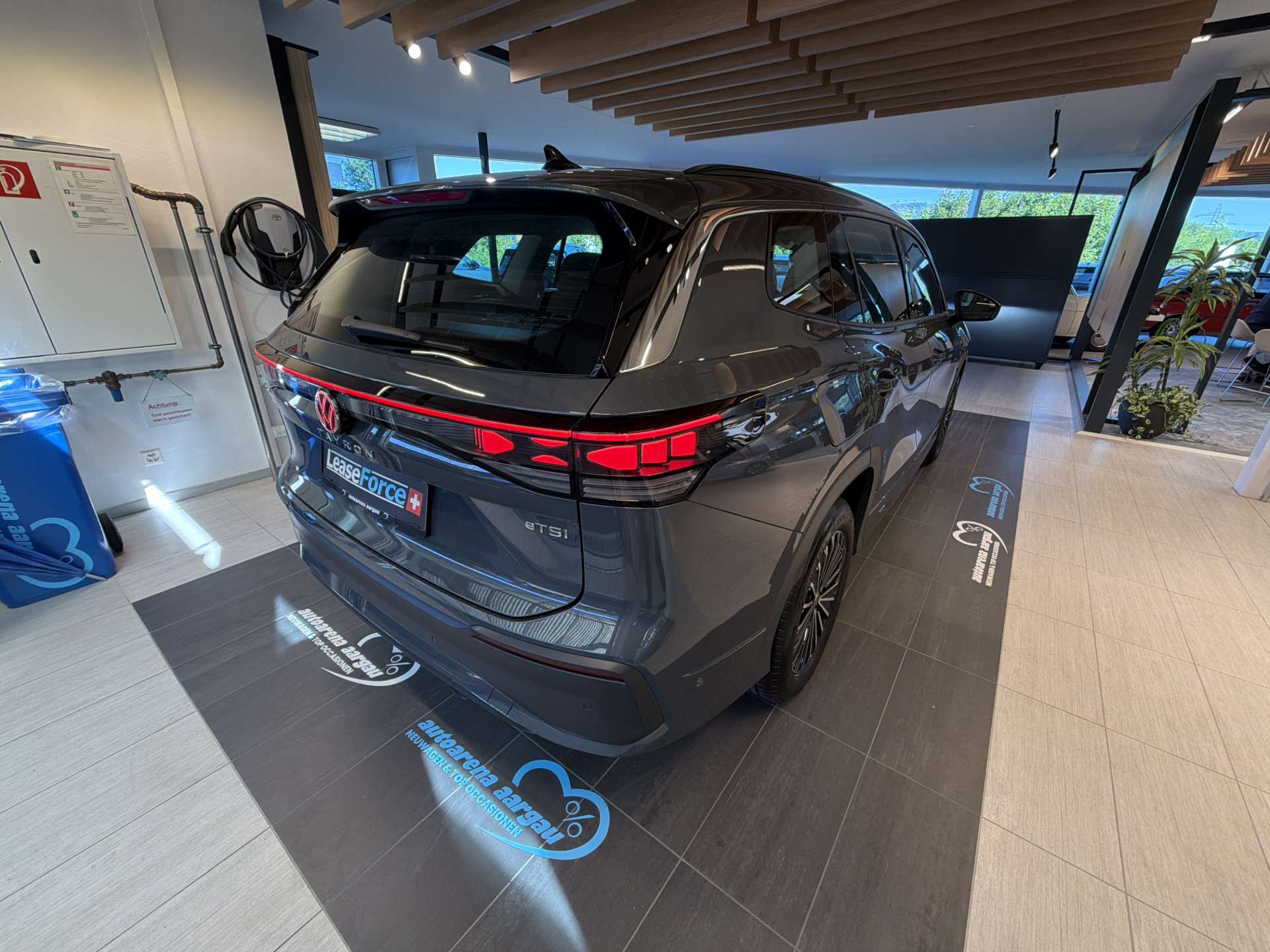 VW Tayron 1.5 TSi evo2 mHEV Life 7-Plätzer DSG-Automat-image-2
