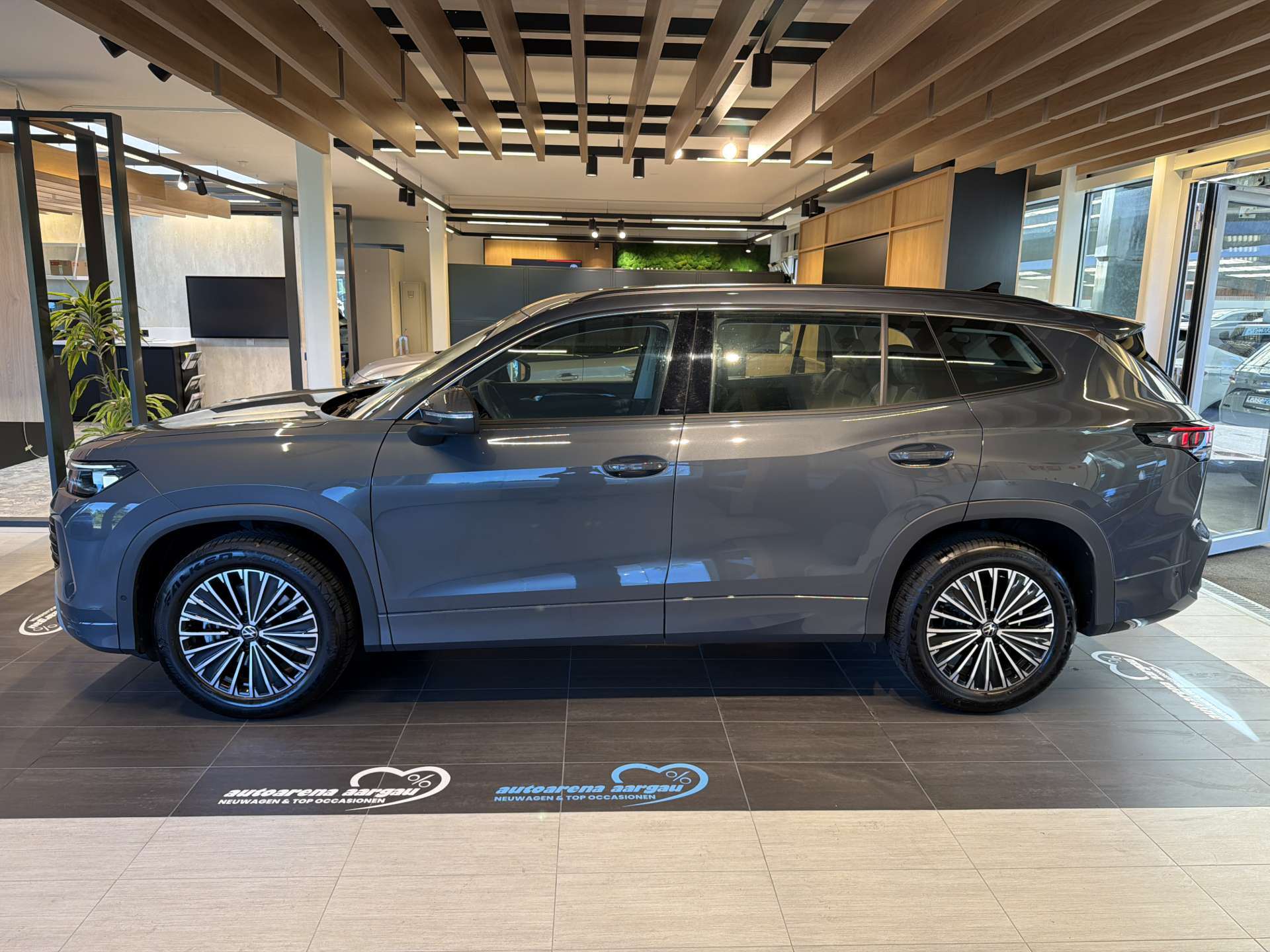 VW Tayron 1.5 TSi evo2 mHEV Life 7-Plätzer DSG-Automat-image-11