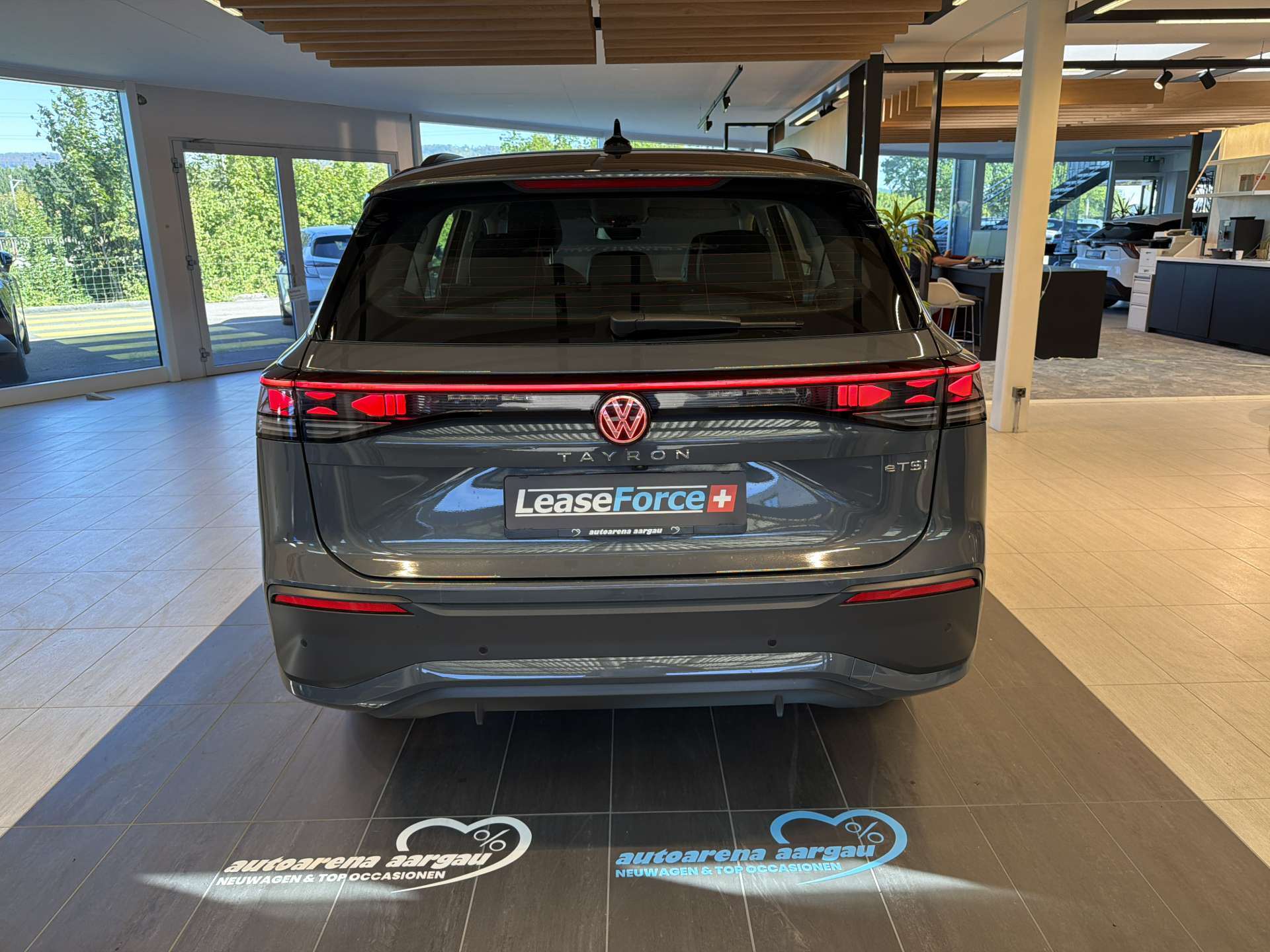 VW Tayron 1.5 TSi evo2 mHEV Life 7-Plätzer DSG-Automat-image-12