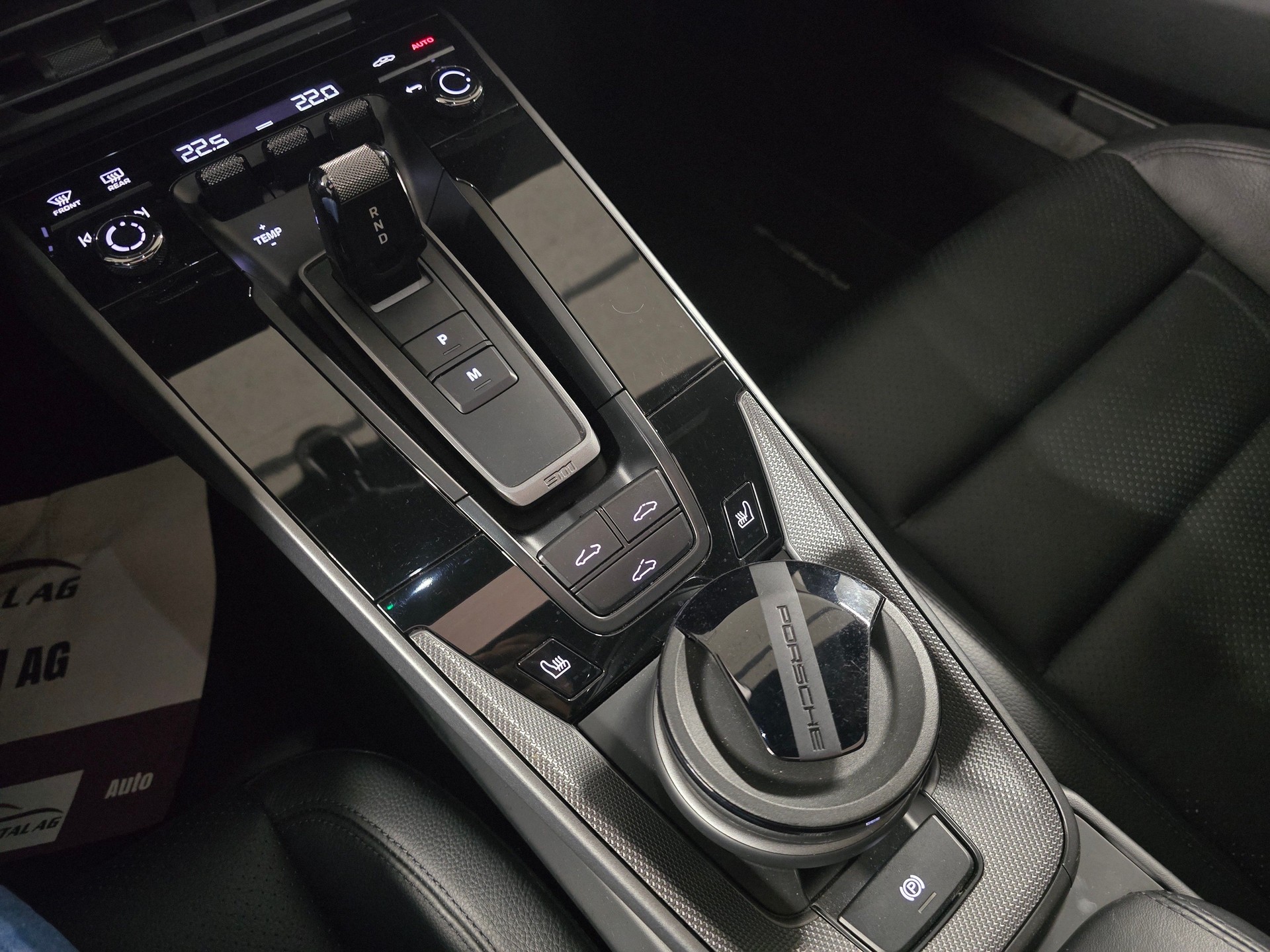 PORSCHE 911 Carrera PDK-image-17