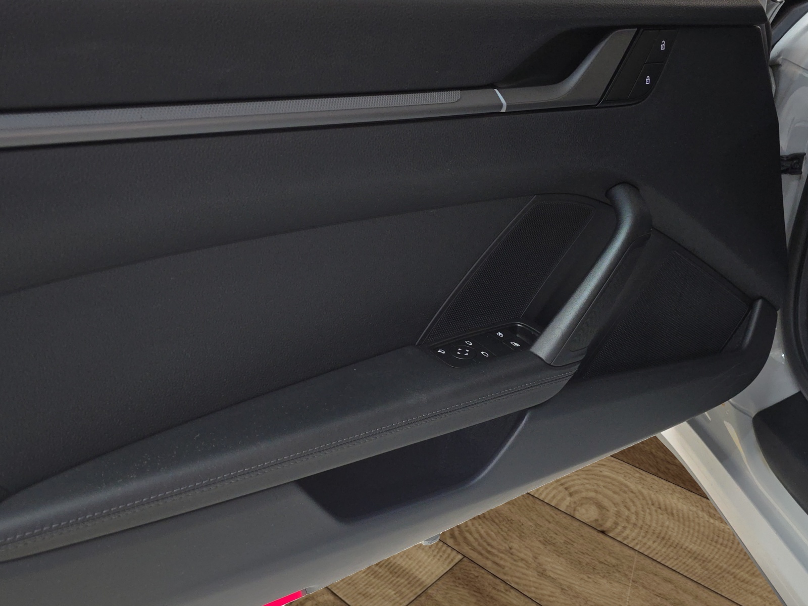 PORSCHE 911 Carrera PDK-image-19