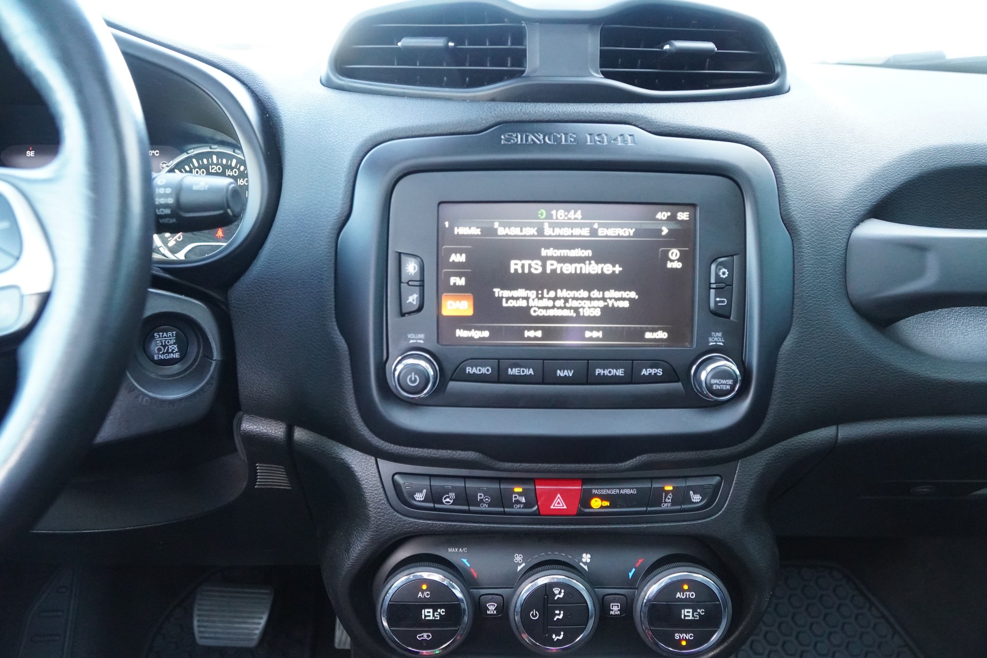 JEEP Renegade 2.0 CRD Trailhawk AWD + Low Range 9ATX-image-25