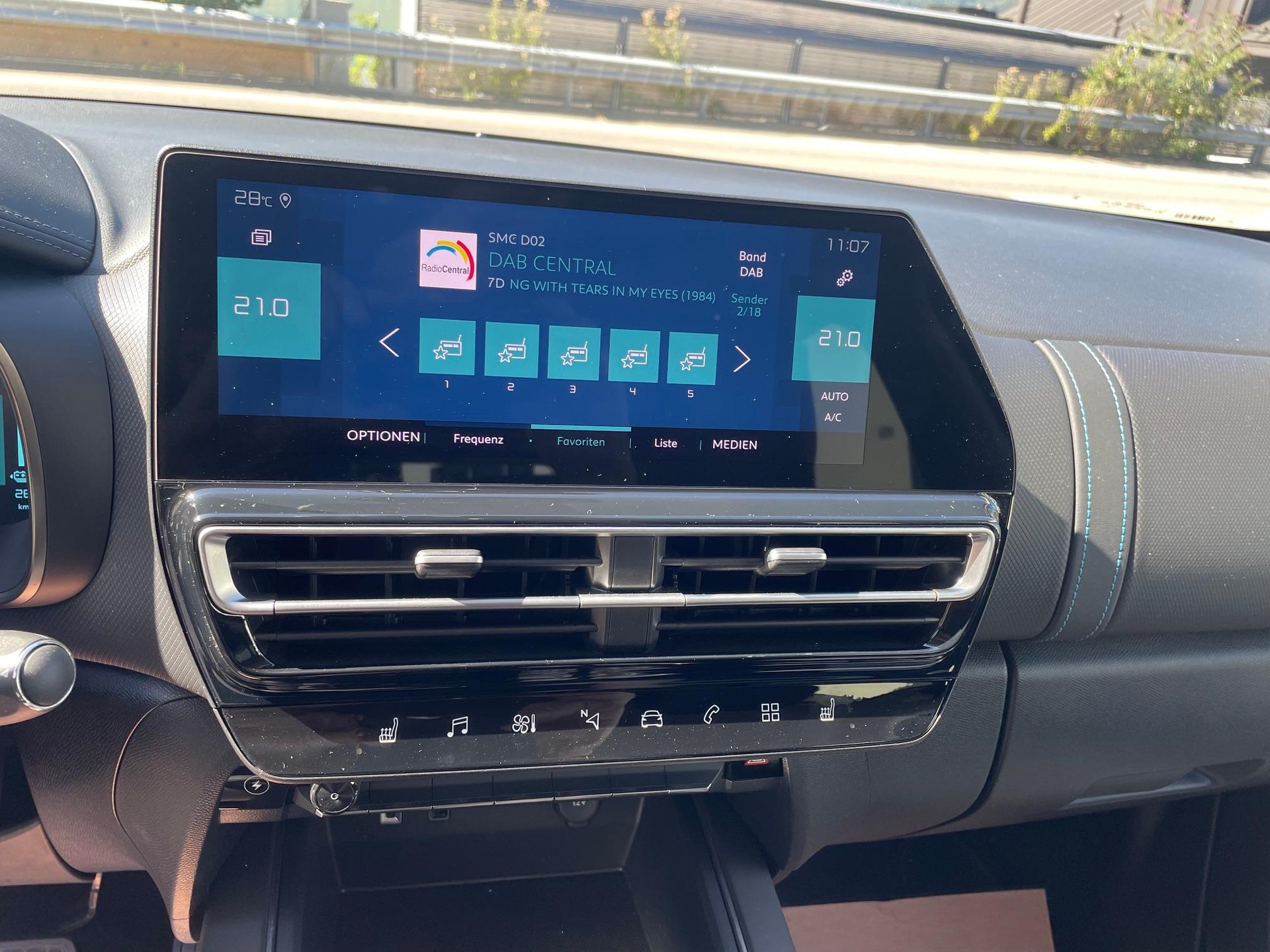 CITROEN C5 Aircross 1.6 Plug-in Hybrid Swiss Edition-image-6