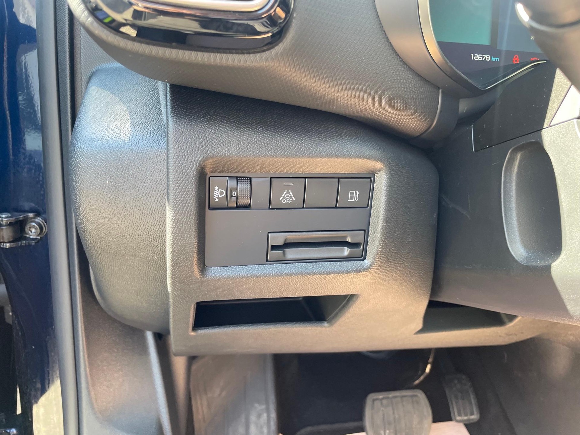 CITROEN C5 Aircross 1.6 Plug-in Hybrid Swiss Edition-image-9