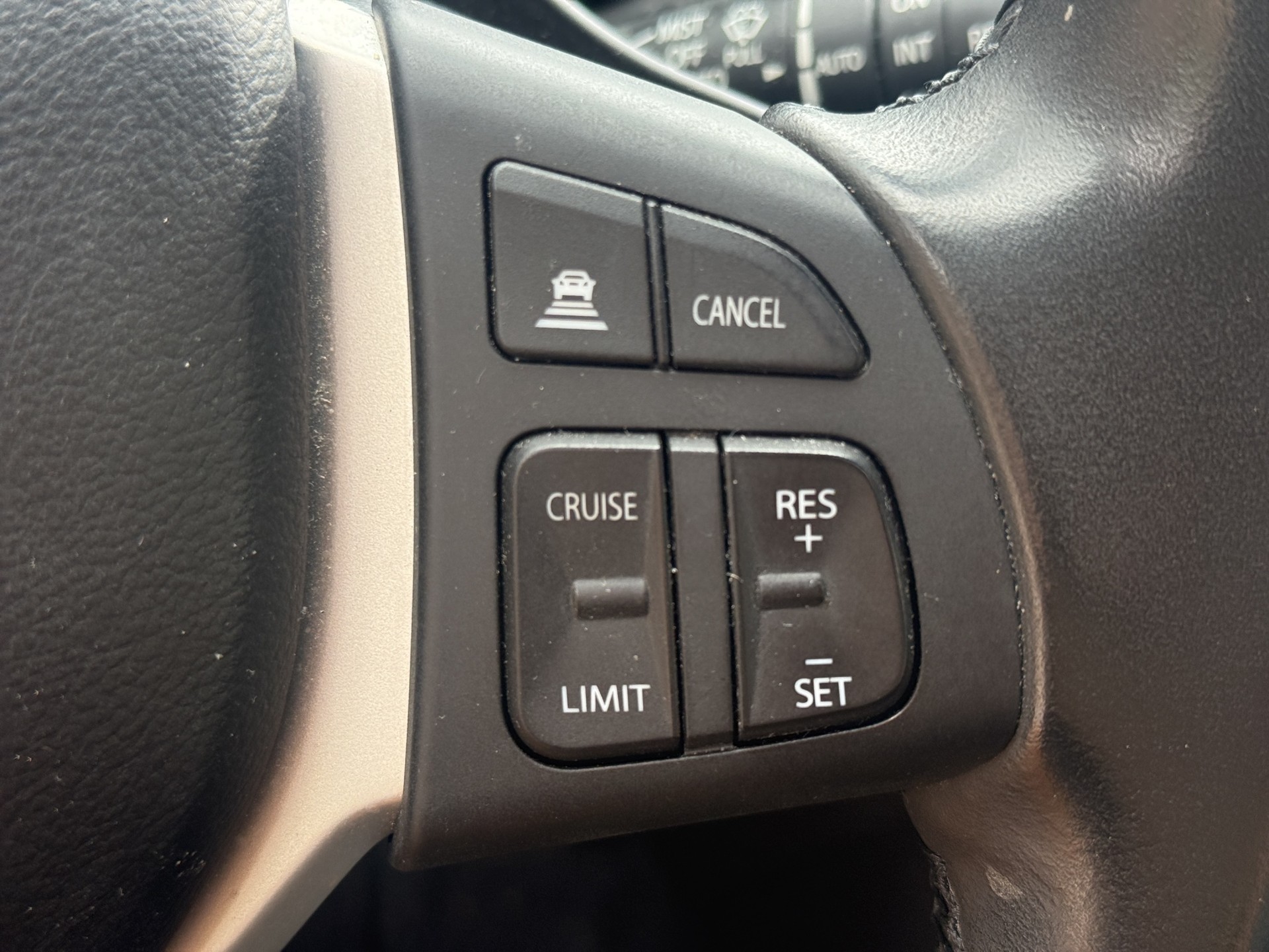 SUZUKI SX4 S-Cross 1.4 16V Piz Sulai Top Hybrid 4WD Automatic-image-24