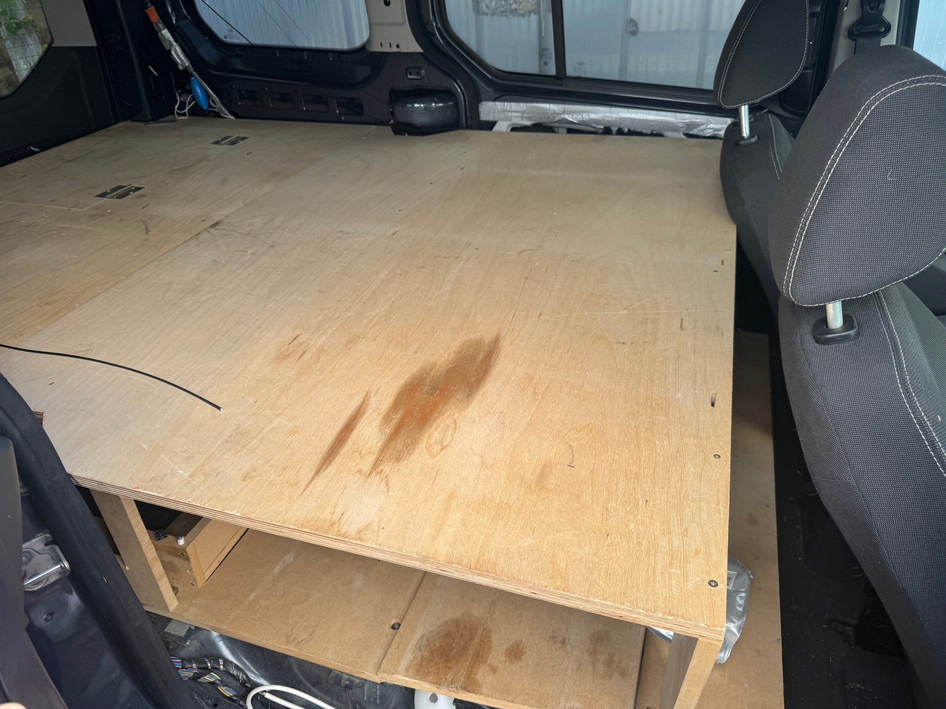 FORD Grand Tourneo Connect 1.6 SCTi Trend Automatic-image-8