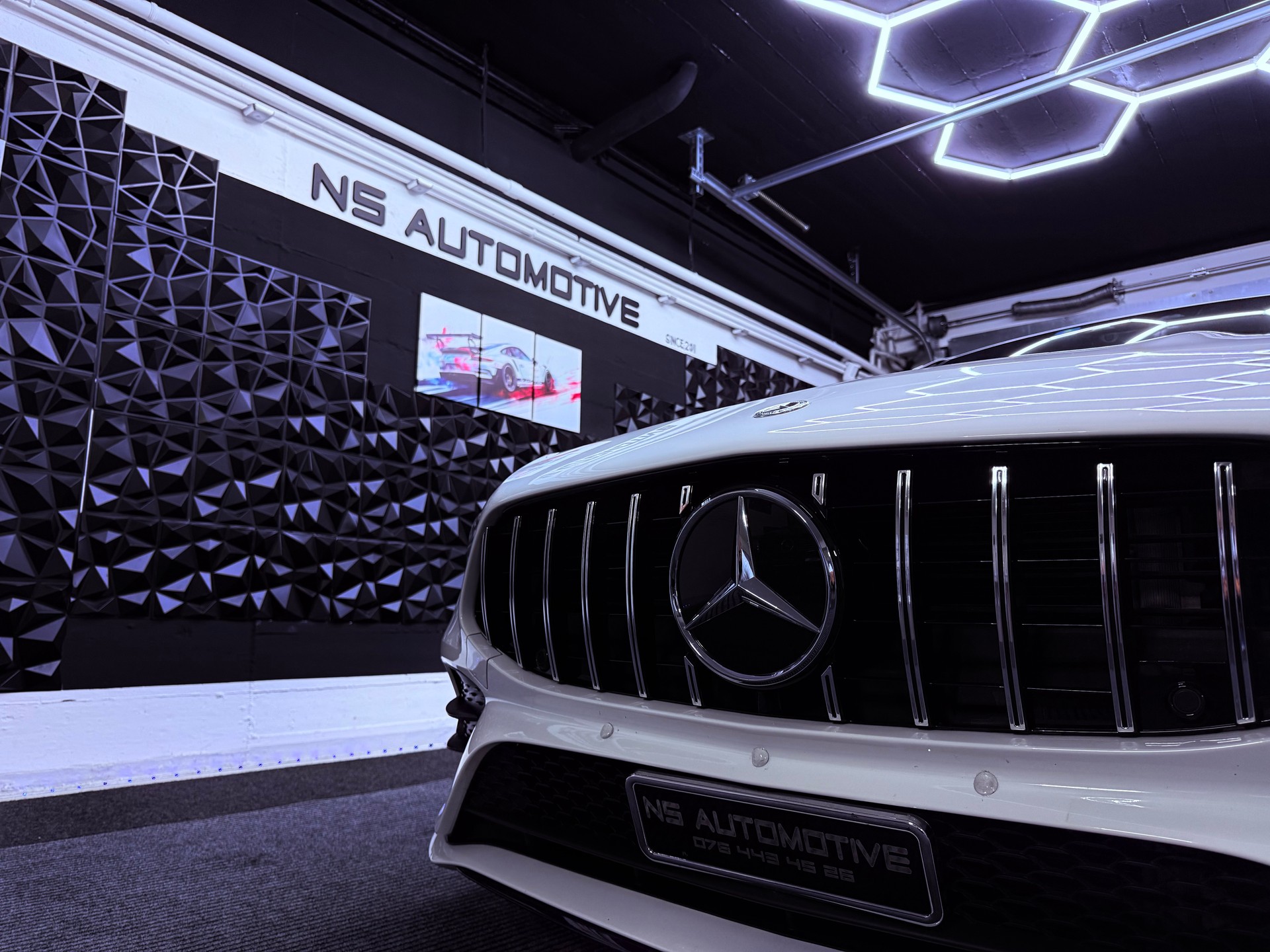 MERCEDES-BENZ CLA 180 AMG Line 7G-DCT-image-29