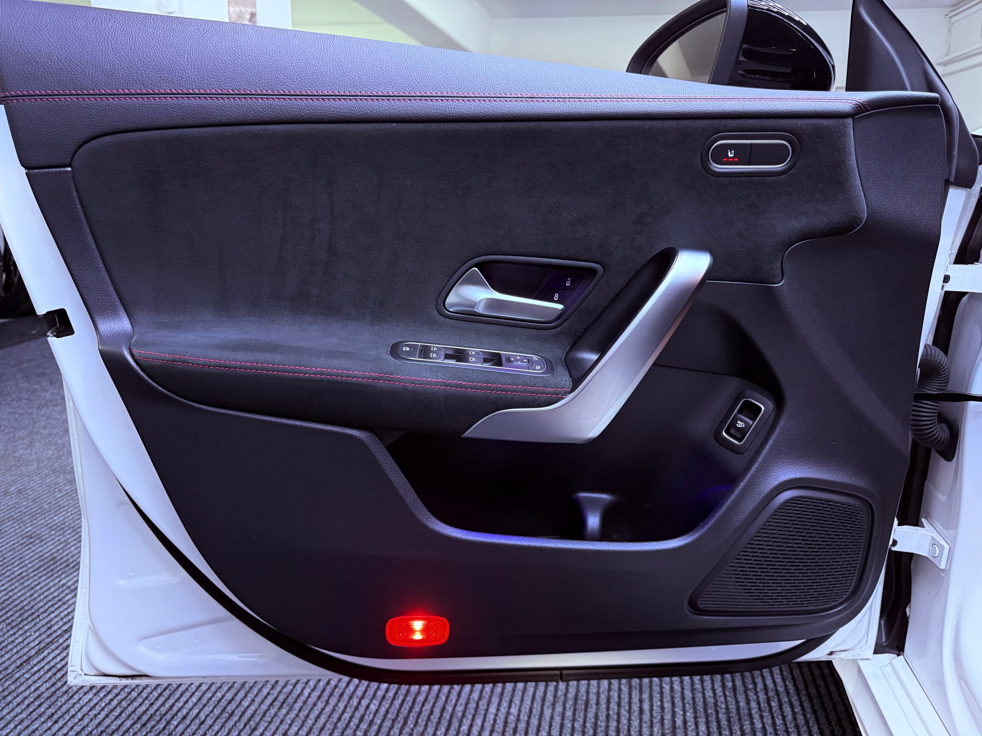 MERCEDES-BENZ CLA 180 AMG Line 7G-DCT-image-20