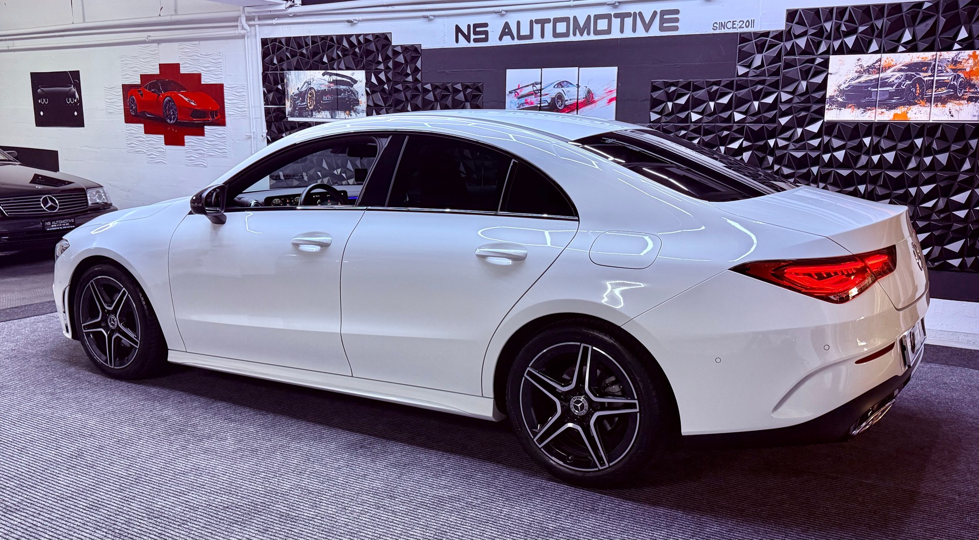 MERCEDES-BENZ CLA 180 AMG Line 7G-DCT-image-5