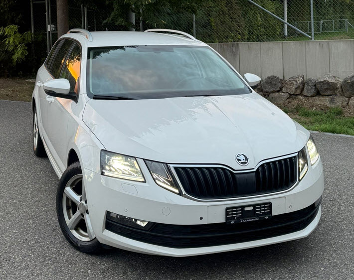 SKODA Octavia Combi 1.6 TDI Soleil DSG