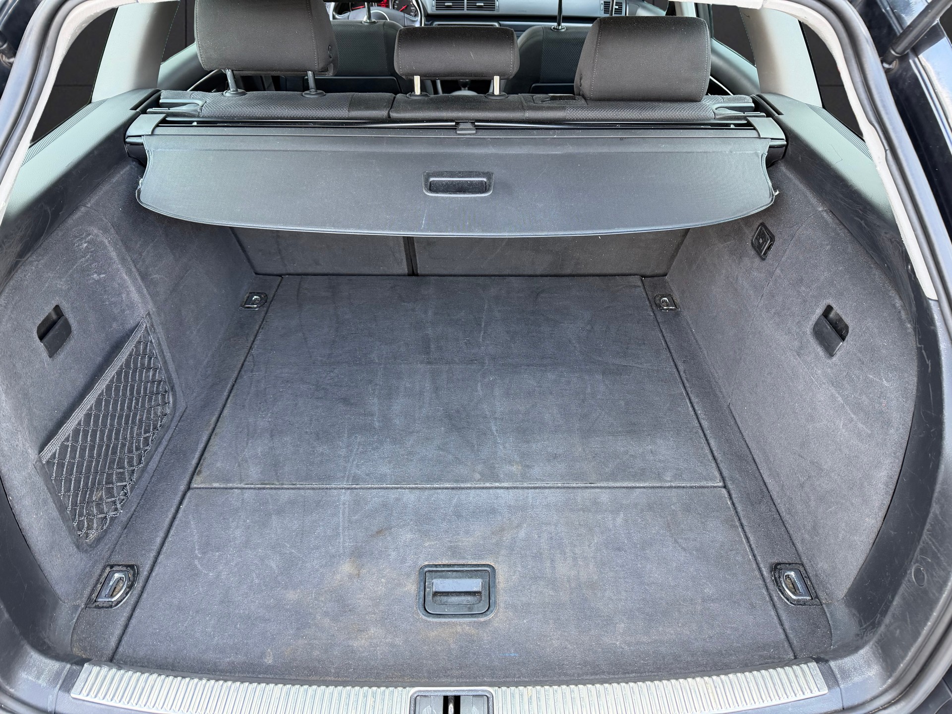 AUDI A4 Avant 1.8 T-image-16
