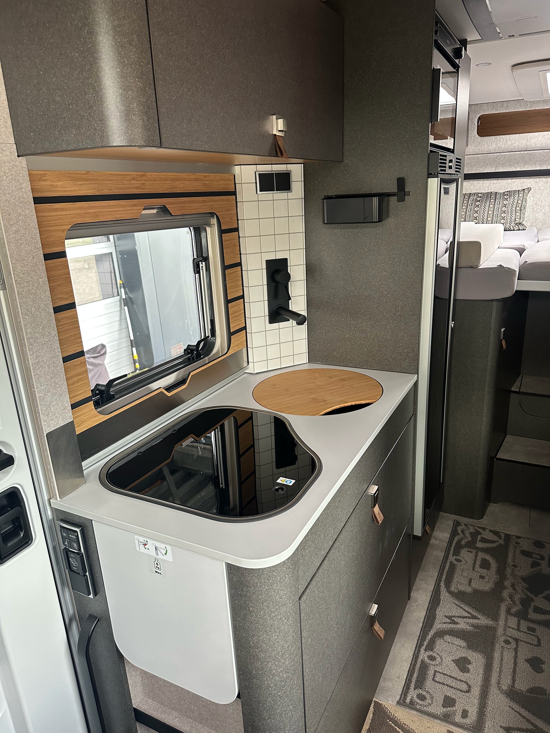 MERCEDES-BENZ Hymer OFFROAD 4x4-image-11