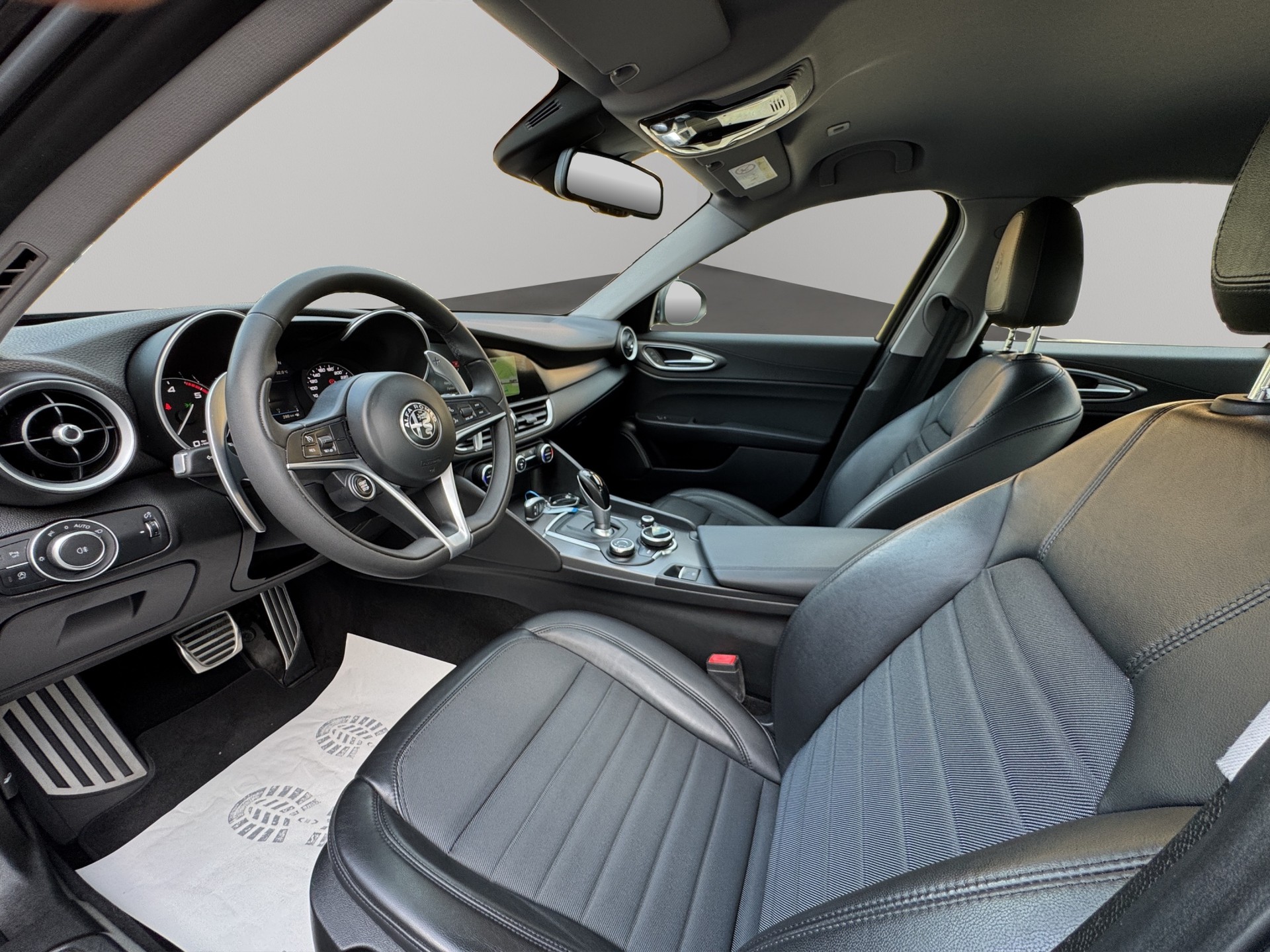 ALFA ROMEO Giulia 2.2 JTDM Super Automatic-image-9