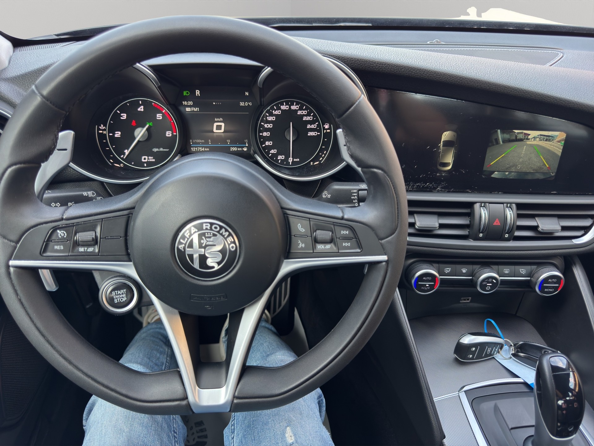 ALFA ROMEO Giulia 2.2 JTDM Super Automatic-image-13