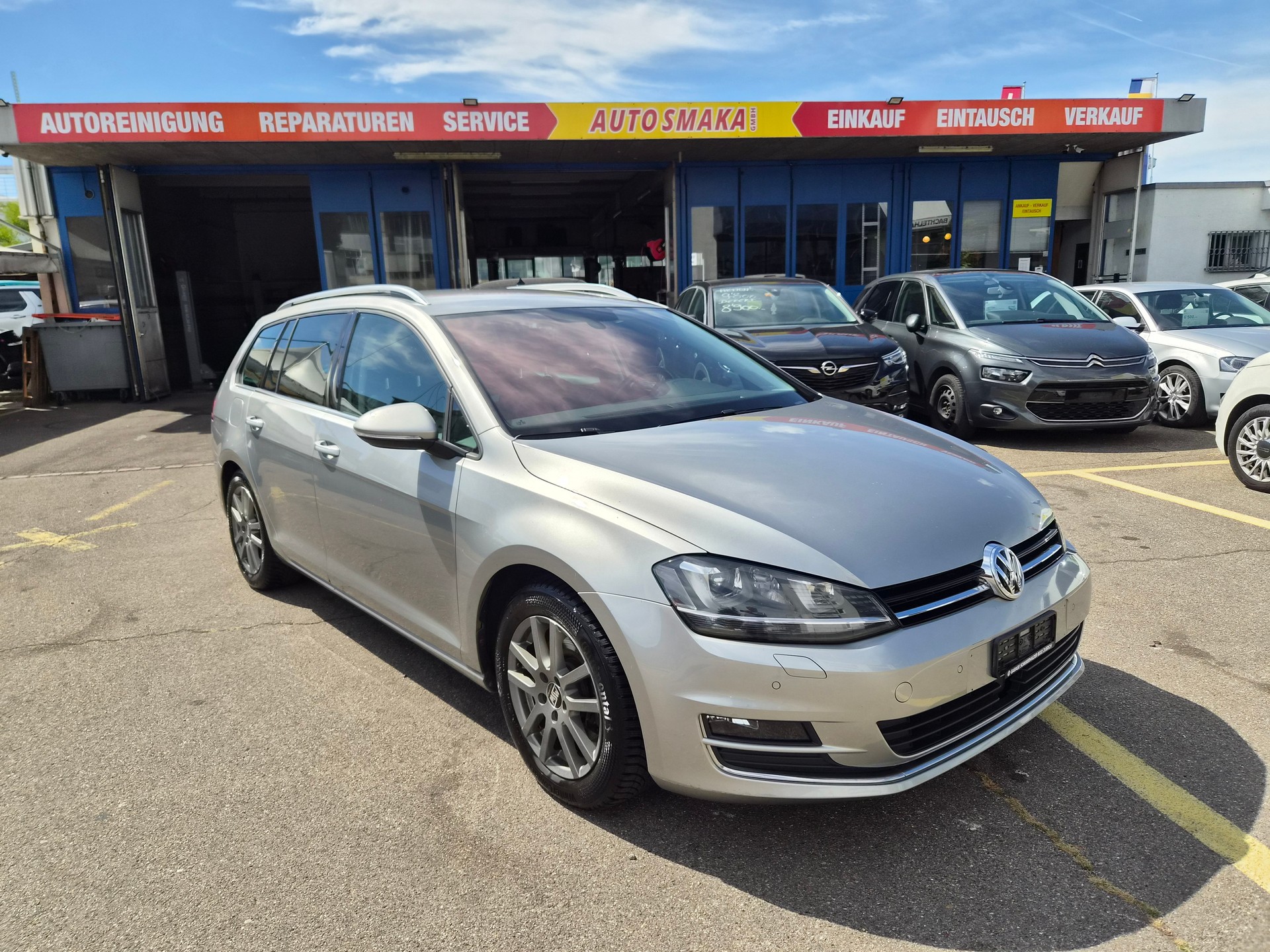 VW Golf Variant 2.0 TDI Highline DSG-image-0