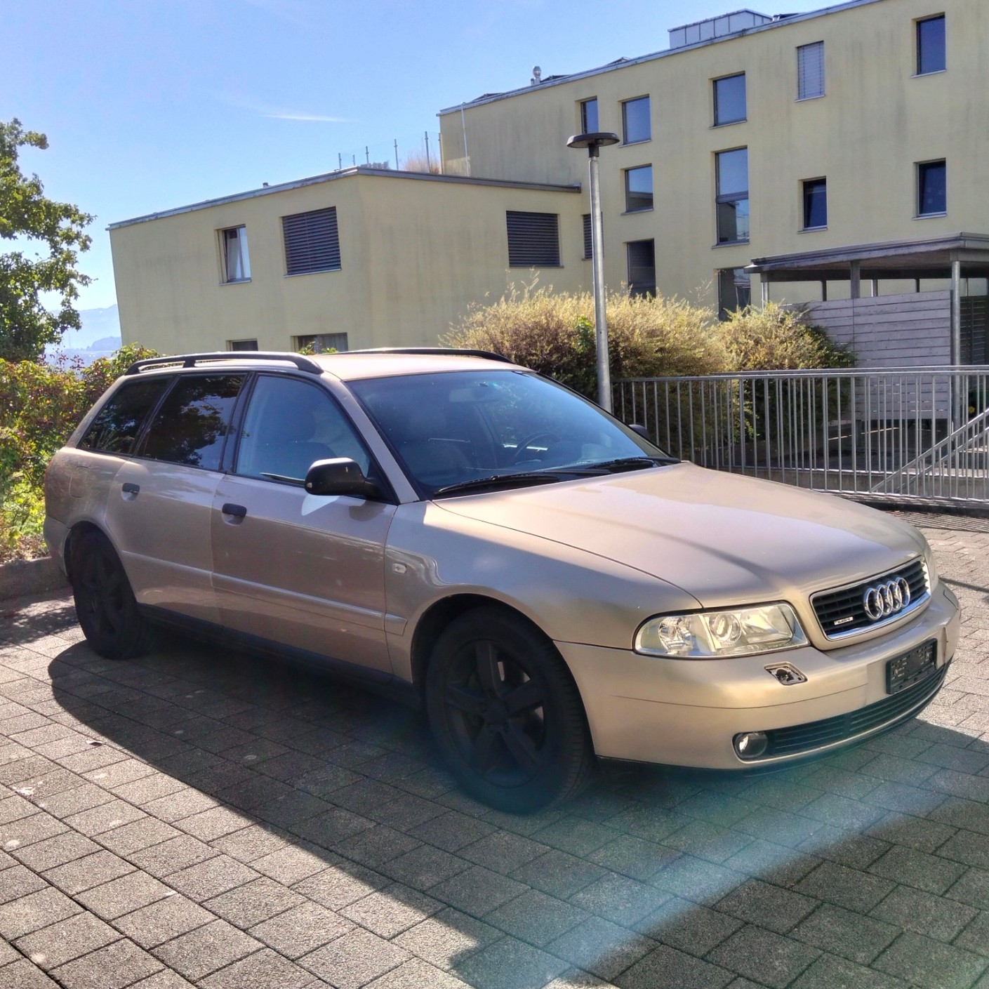AUDI 2.8 V6 30V quattro-image-0