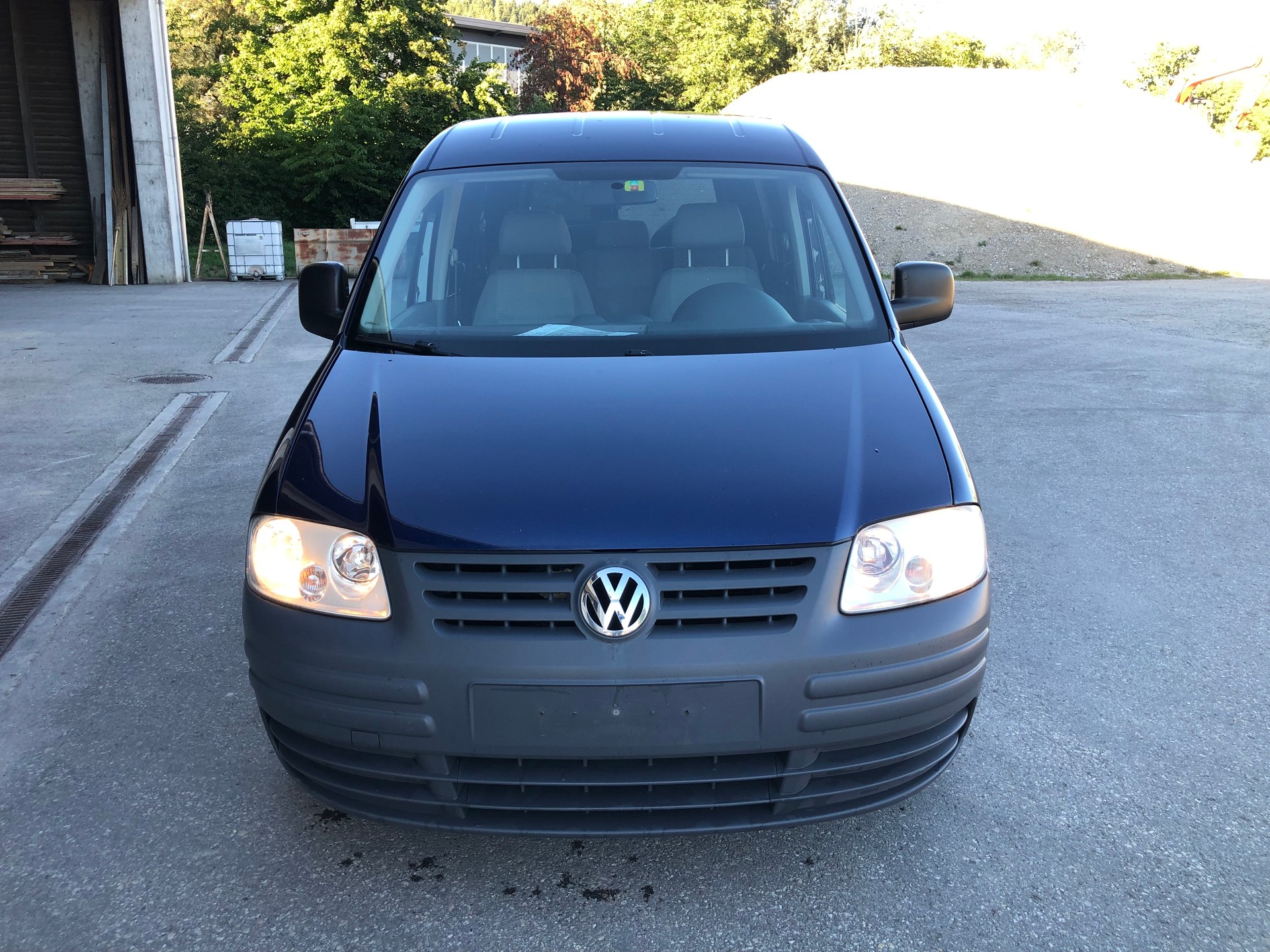 VW Caddy Life 2.0 EcoFuel-image-0