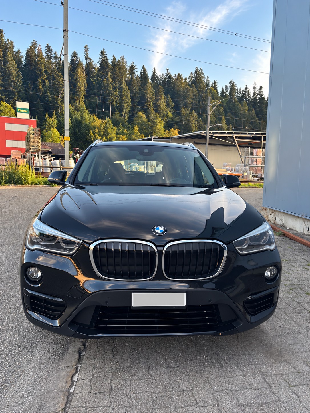BMW 20i xDrive-image-0