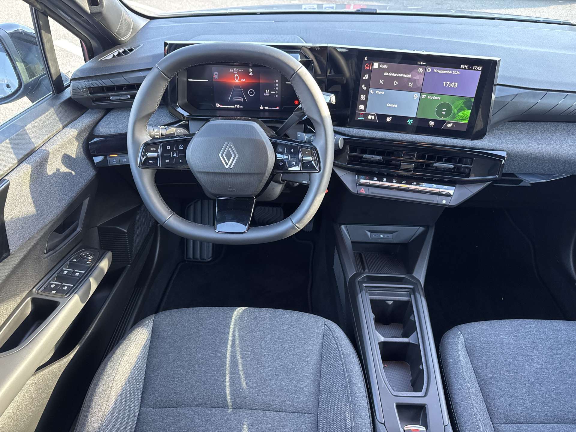 RENAULT Clio 1.2 TCe Evolution NEUES MODELL EDC-Automat-image-4