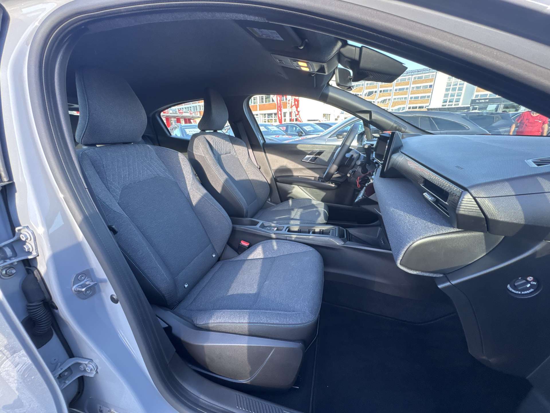 RENAULT Clio 1.2 TCe Evolution NEUES MODELL EDC-Automat-image-12