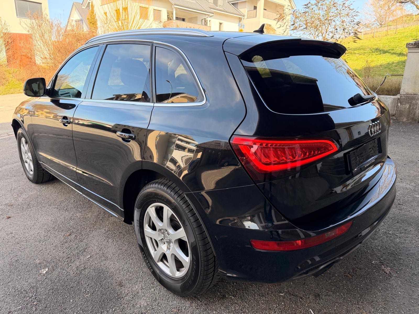 AUDI Q5 3.0 TFSI quattro tiptronic-image-2