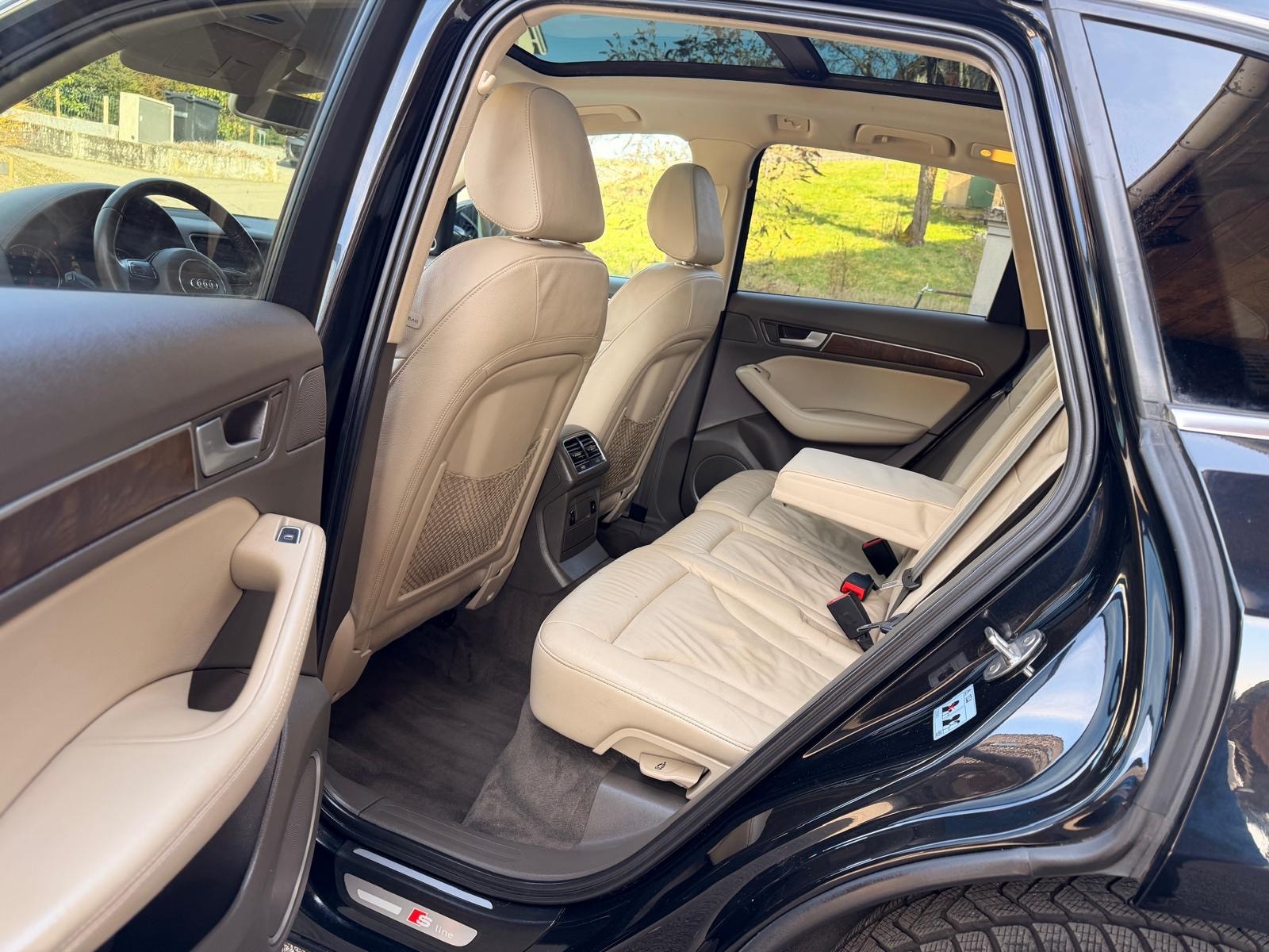 AUDI Q5 3.0 TFSI quattro tiptronic-image-10