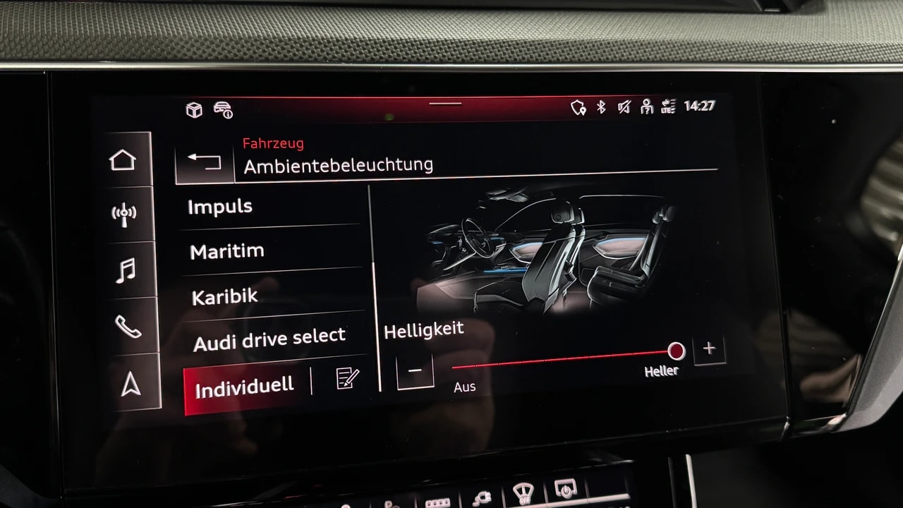 AUDI Q8 Sportback 50 e-tron S-Line Full-Black Edition quattro / Premiumpaket / AHK-image-20