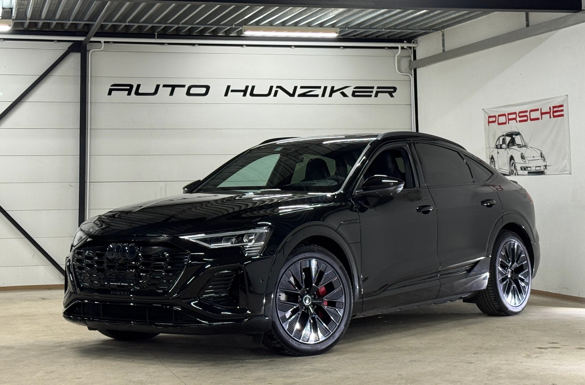 AUDI Q8 Sportback 50 e-tron S-Line Full-Black Edition quattro / Premiumpaket / AHK-image-0