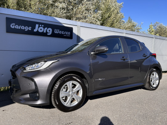 TOYOTA Yaris 1.5 Trend e-CVT-image-0