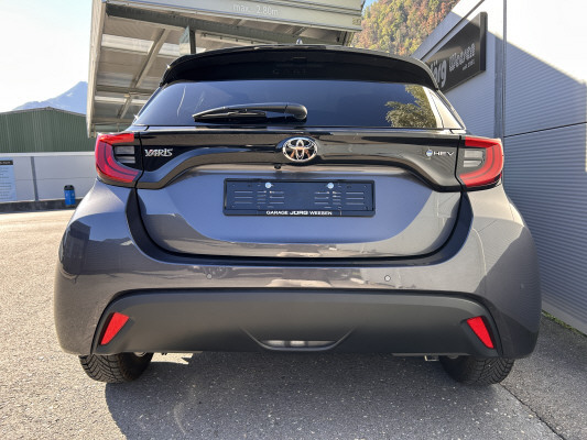 TOYOTA Yaris 1.5 Trend e-CVT-image-4