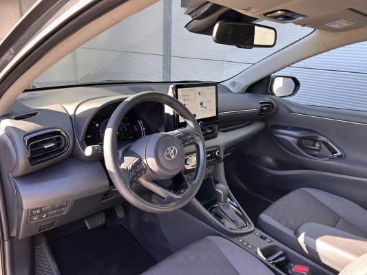TOYOTA Yaris 1.5 Trend e-CVT-image-6