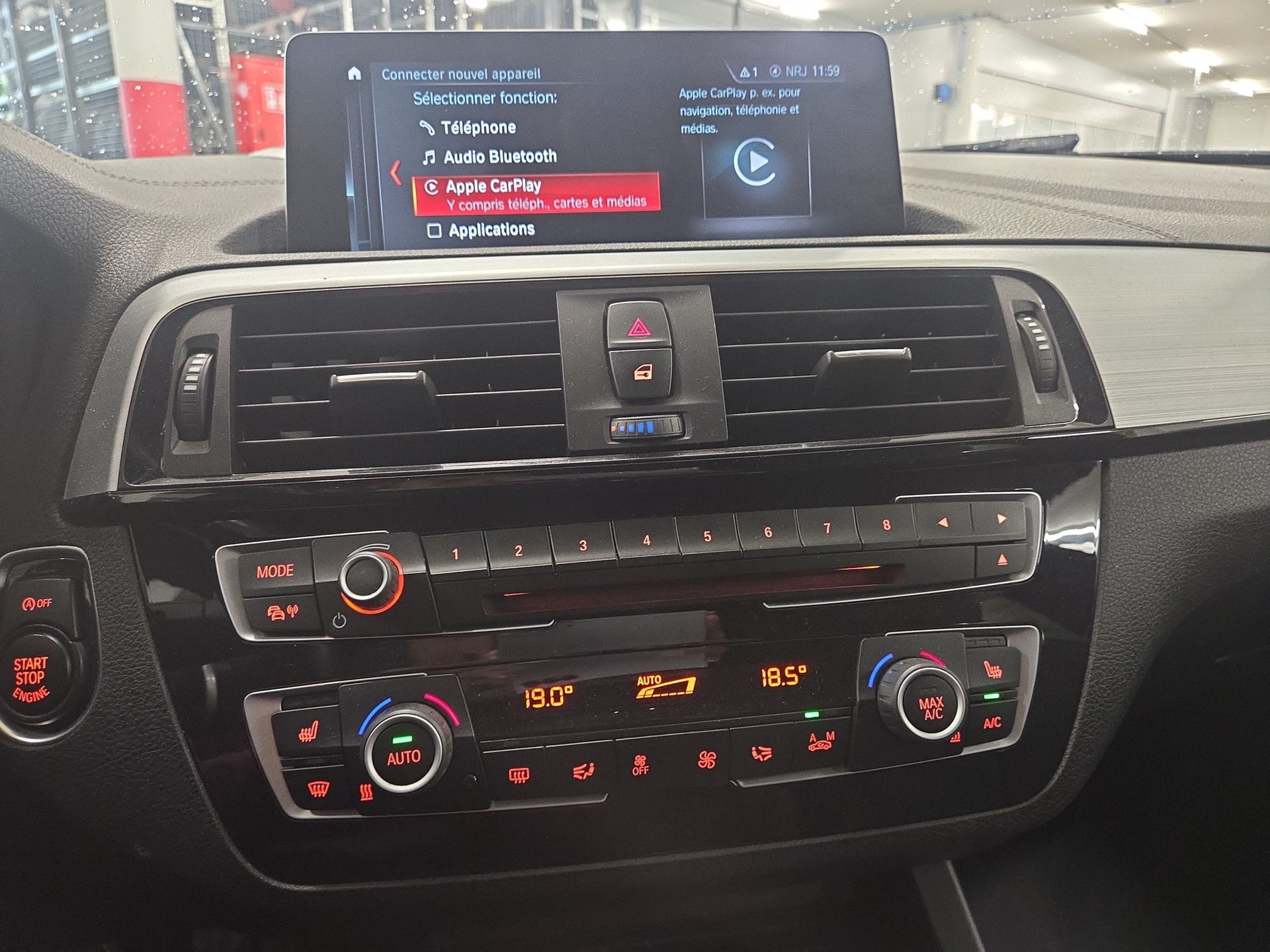 BMW M140i xDrive Steptronic-image-12