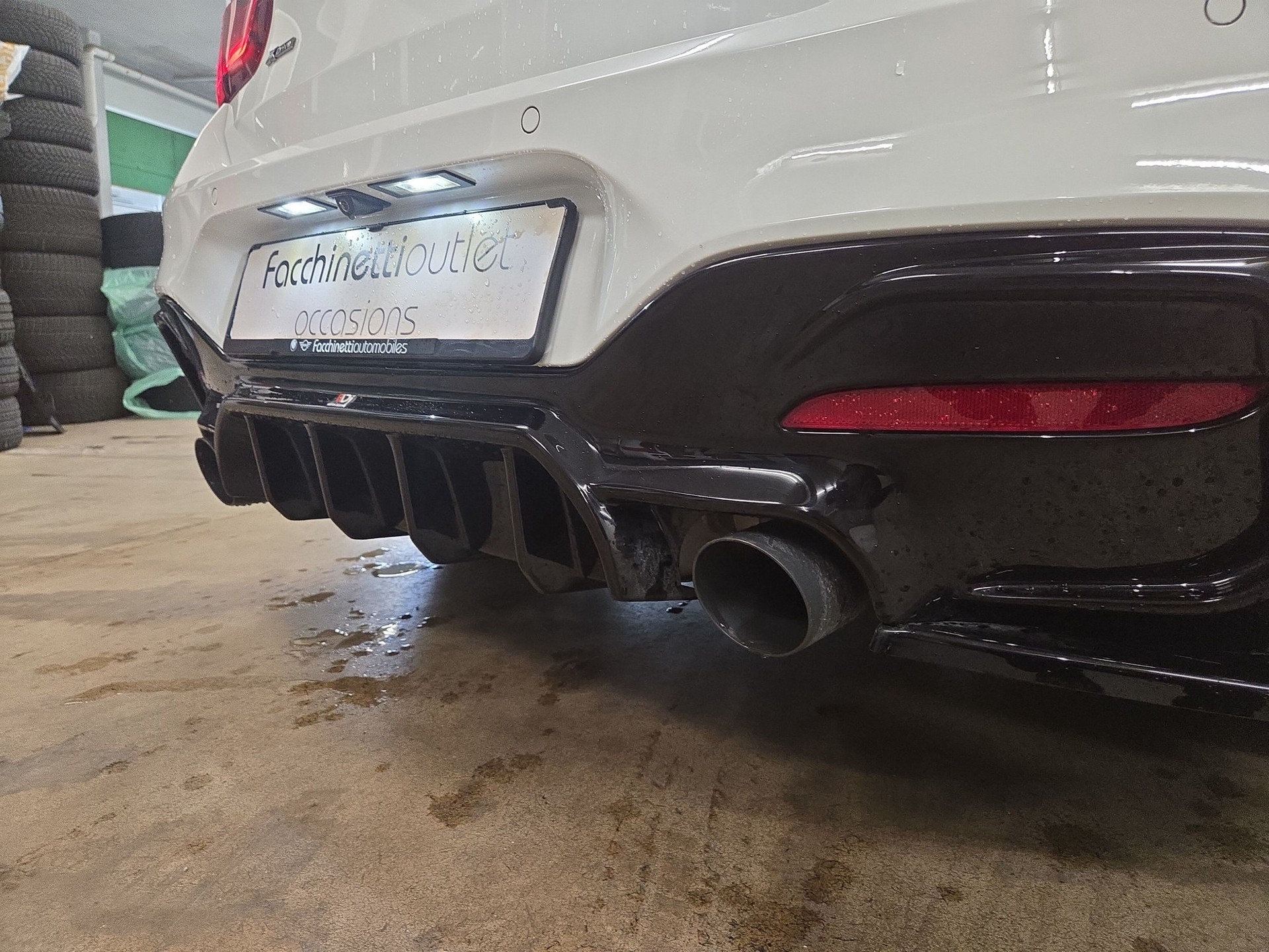 BMW M140i xDrive Steptronic-image-17