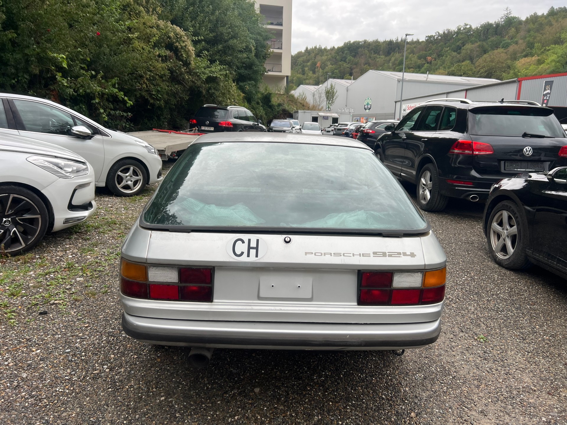 PORSCHE 924-image-5