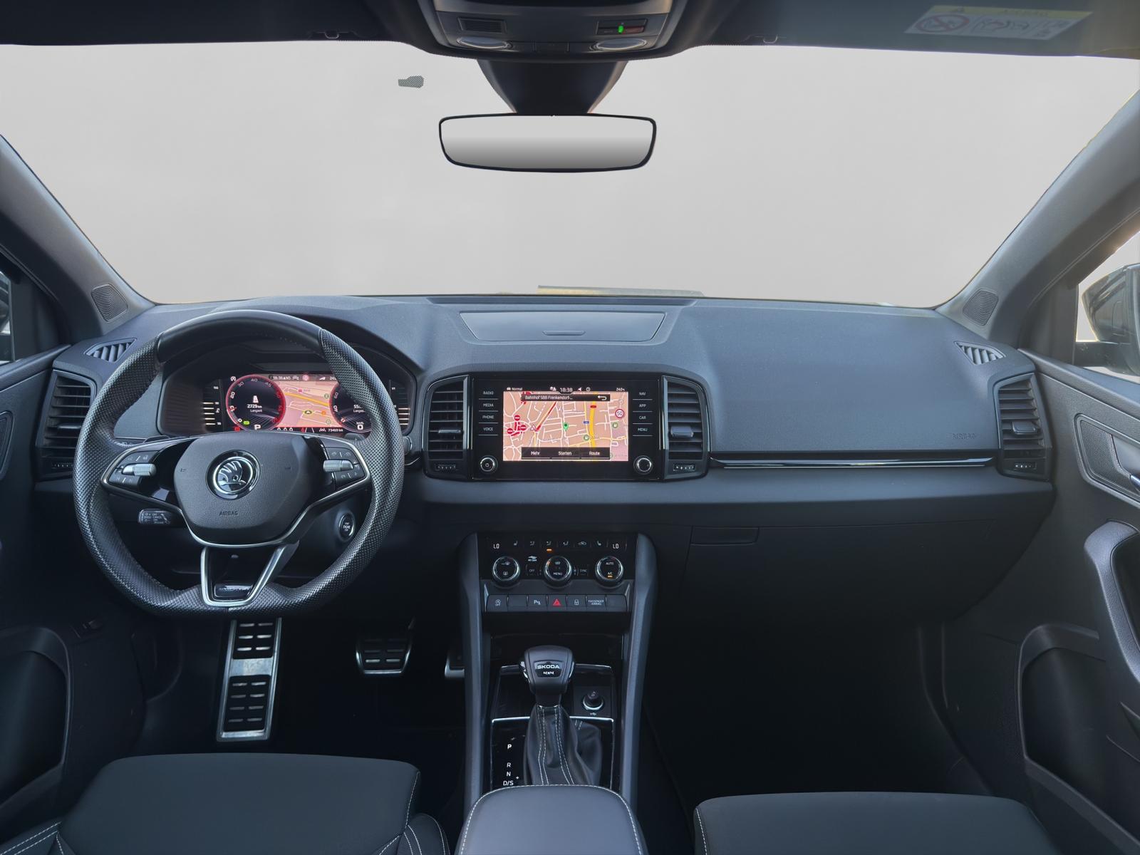 SKODA Karoq 2.0 TDI CR Sport Line 4x4 DSG-image-11