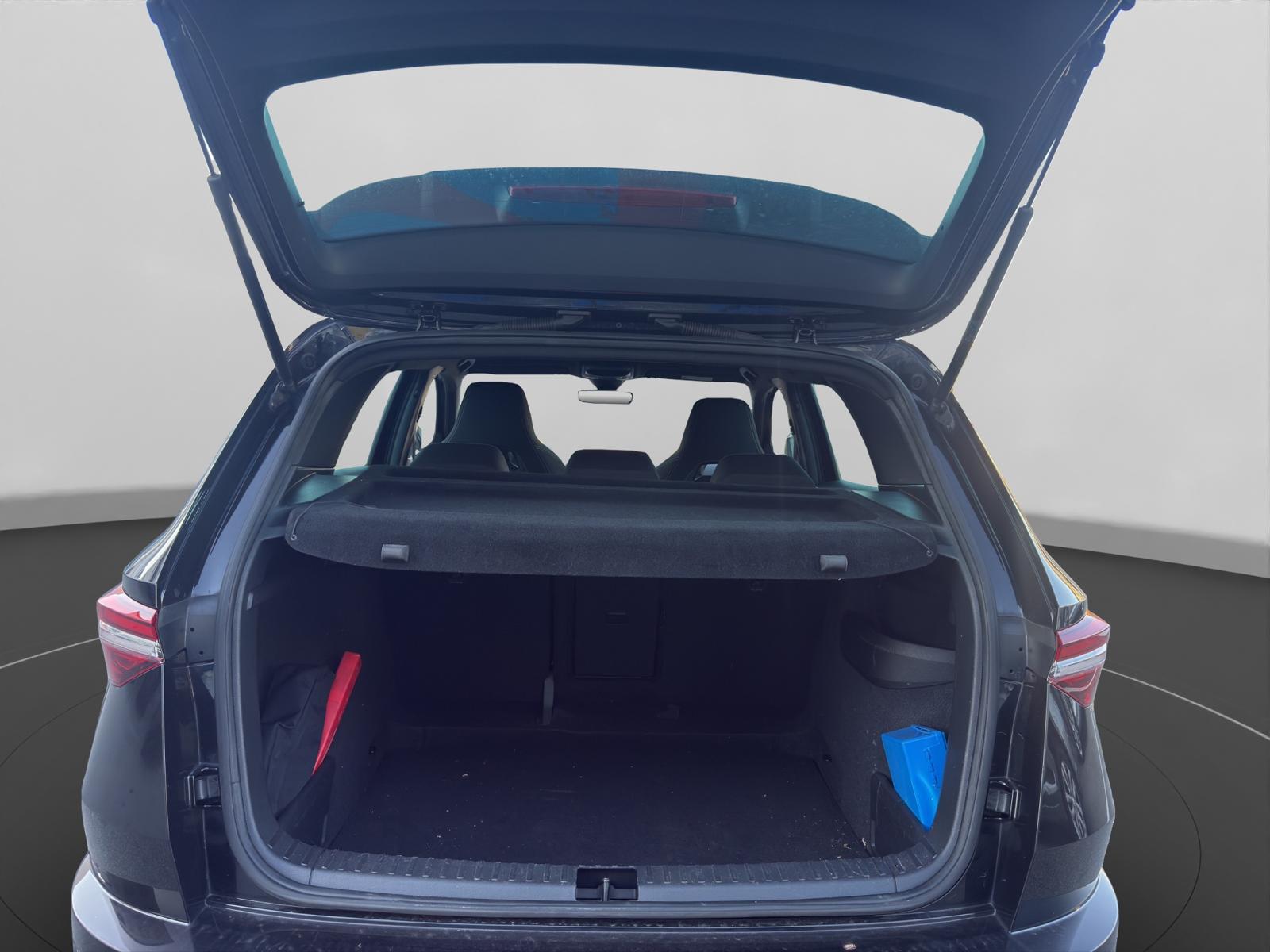 SKODA Karoq 2.0 TDI CR Sport Line 4x4 DSG-image-13