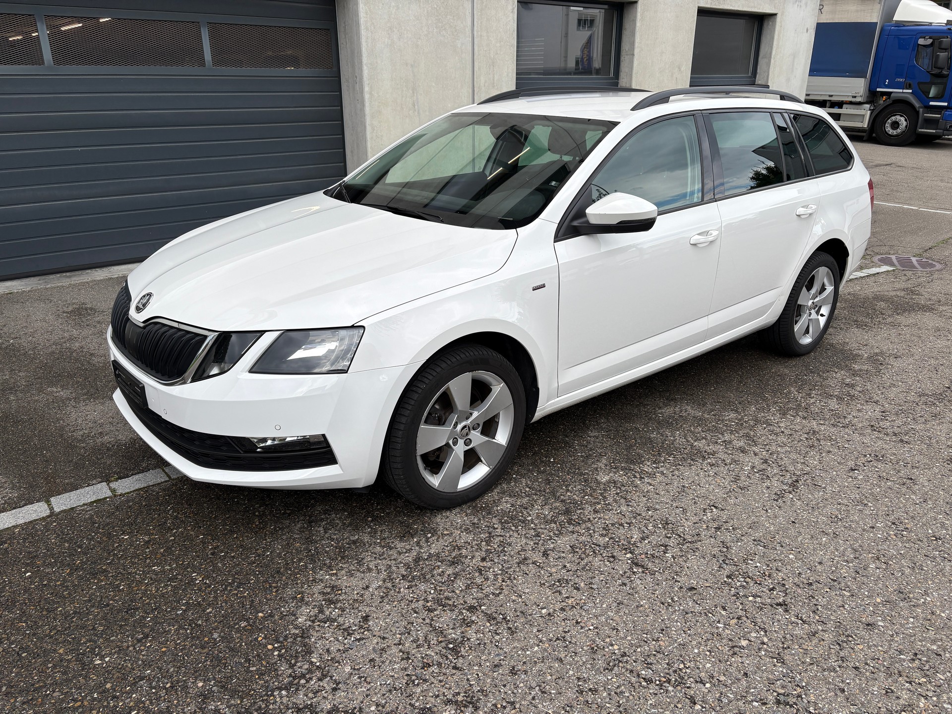 SKODA 2.0 TDI 184 Clever 4x4 DSG-image-2