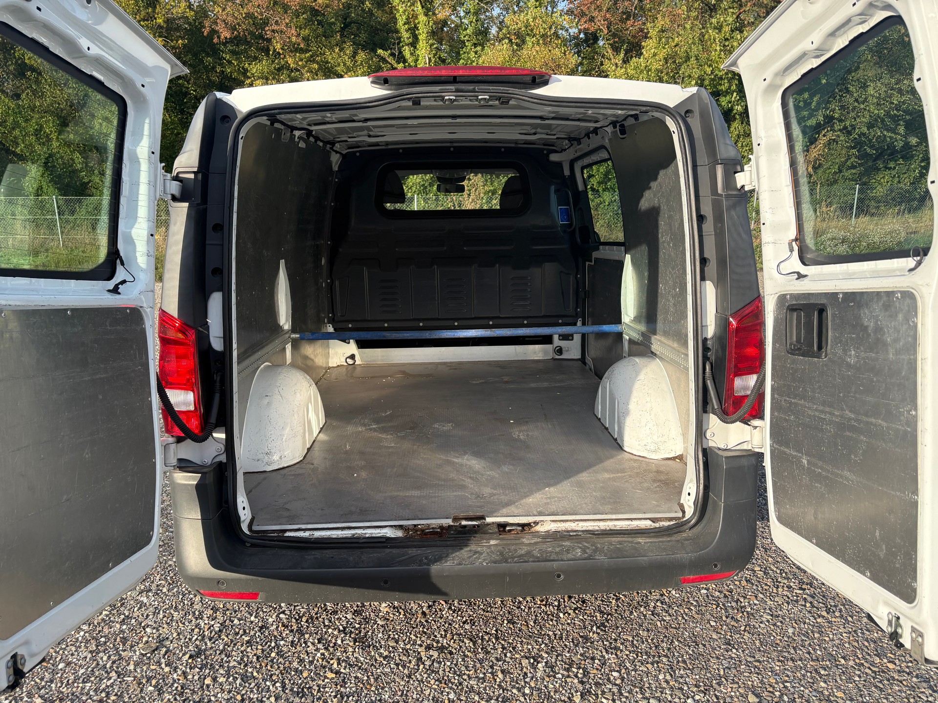 MERCEDES-BENZ eVito 112 Extralang-image-7