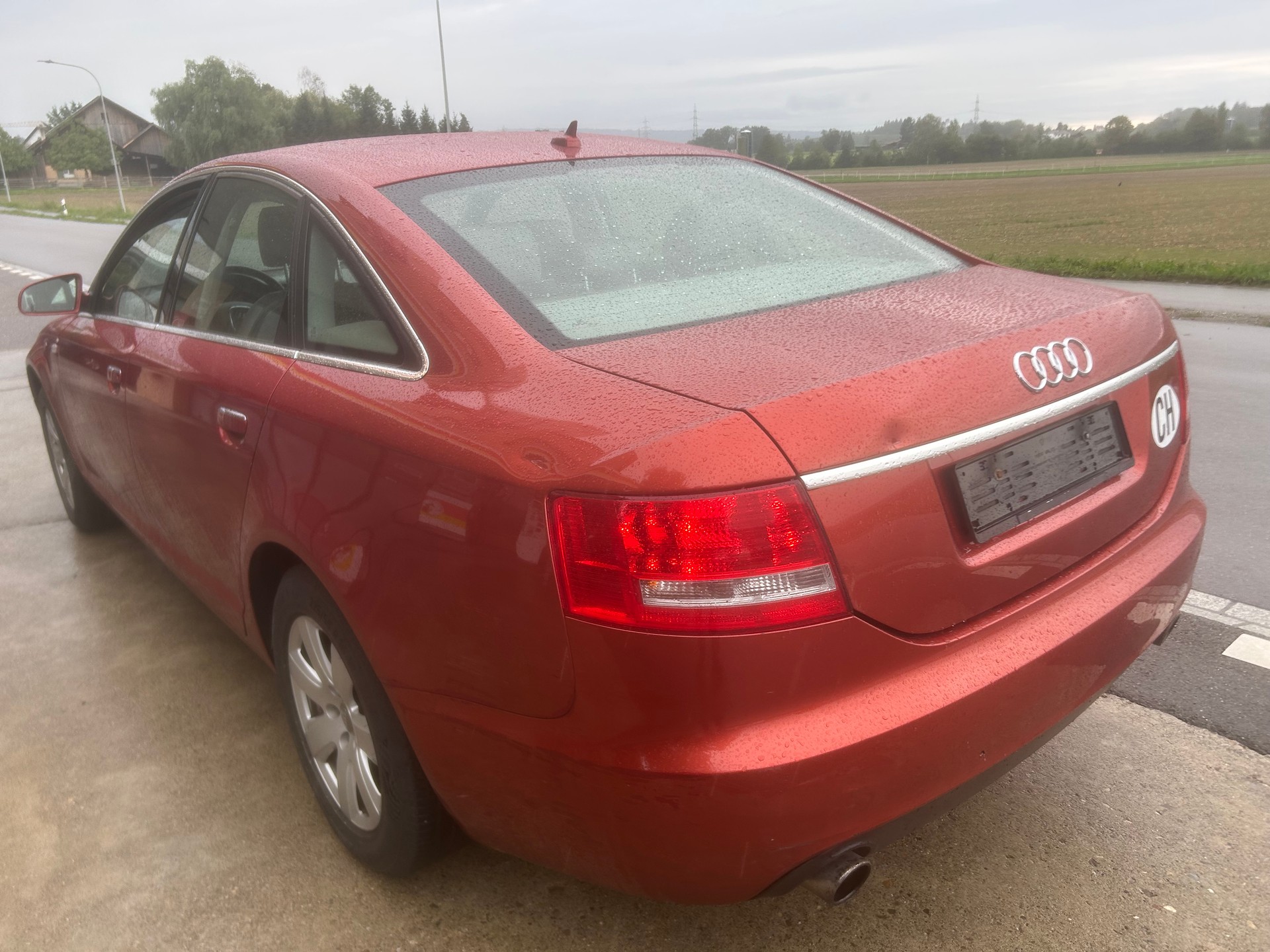 AUDI A6 Limousine 3.2 V6 FSI quattro-image-2