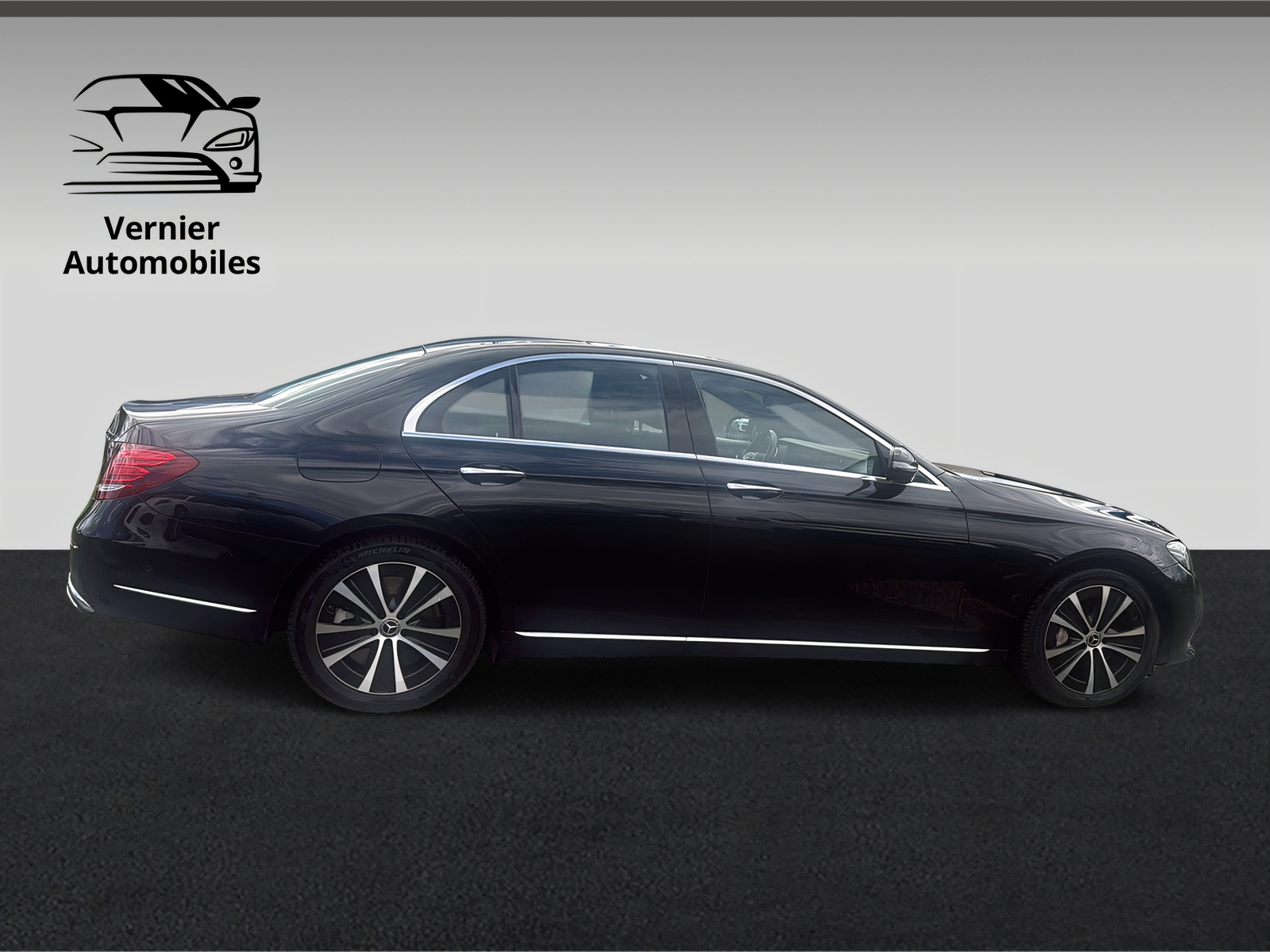 MERCEDES-BENZ E 450 Exclusive 4Matic 9G-Tronic-image-7