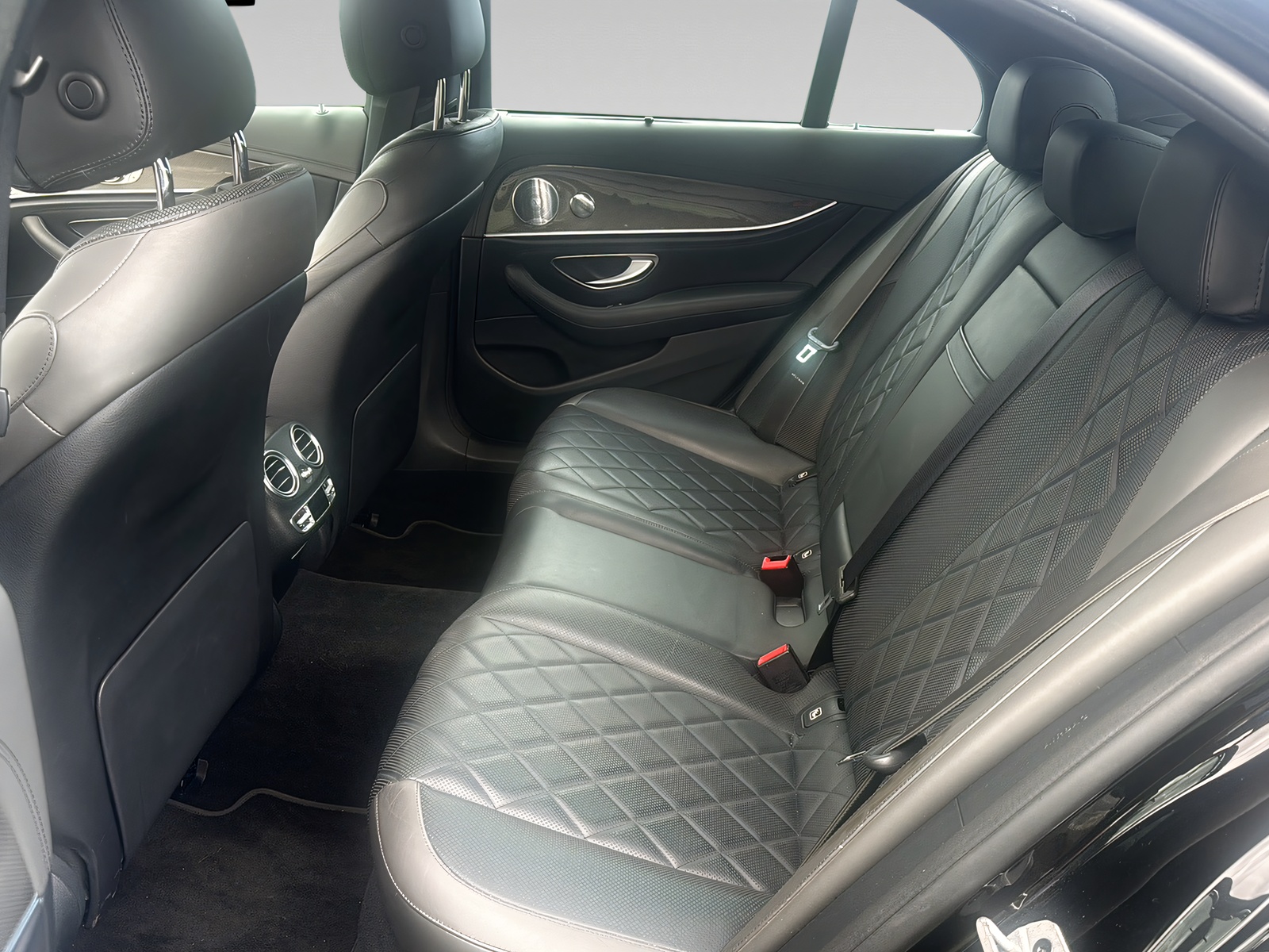 MERCEDES-BENZ E 450 Exclusive 4Matic 9G-Tronic-image-12