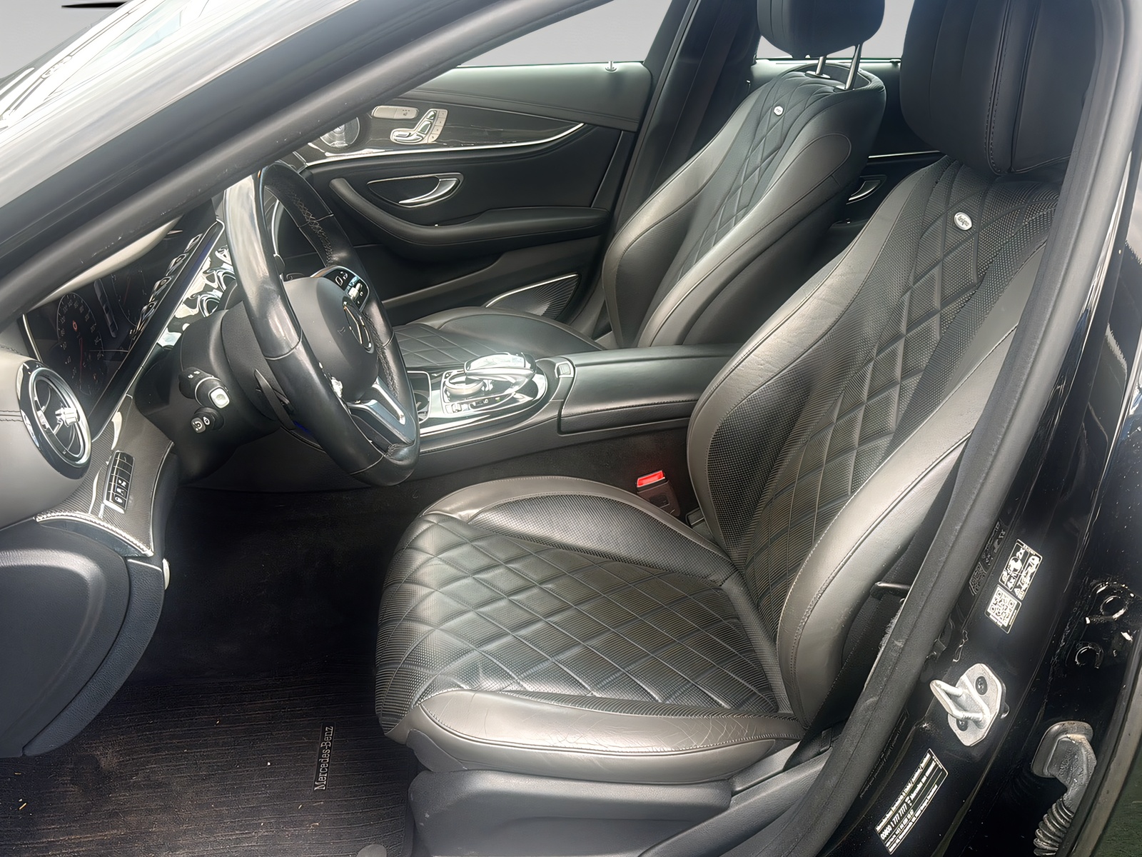 MERCEDES-BENZ E 450 Exclusive 4Matic 9G-Tronic-image-8