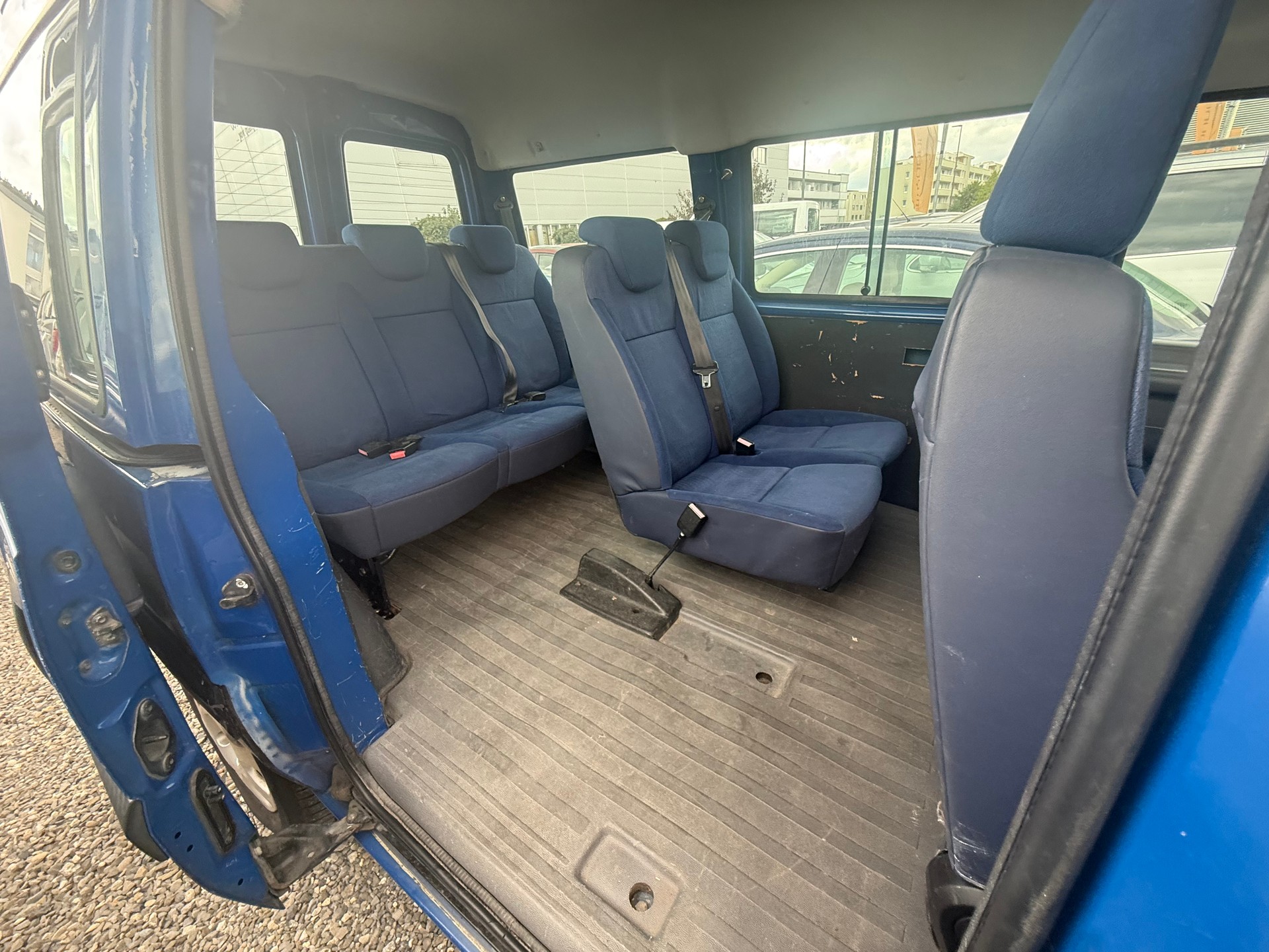 PEUGEOT EXPERT-image-8