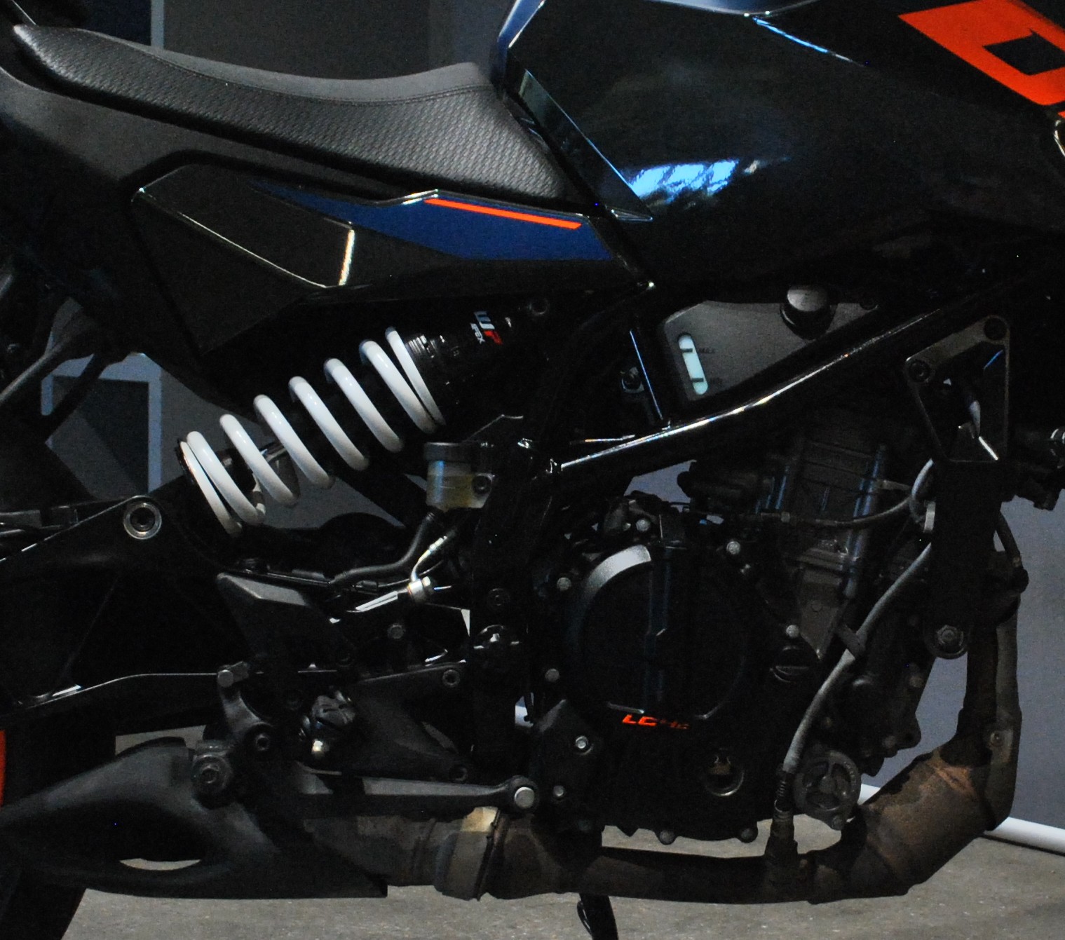 KTM 125 Duke-image-8