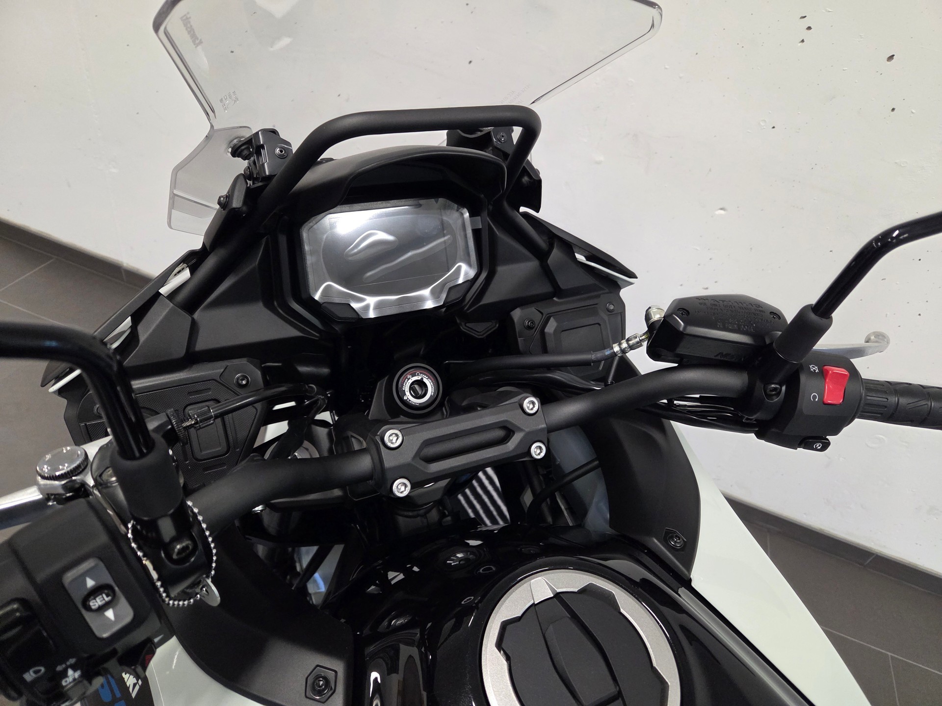 KAWASAKI Versys 650-image-10