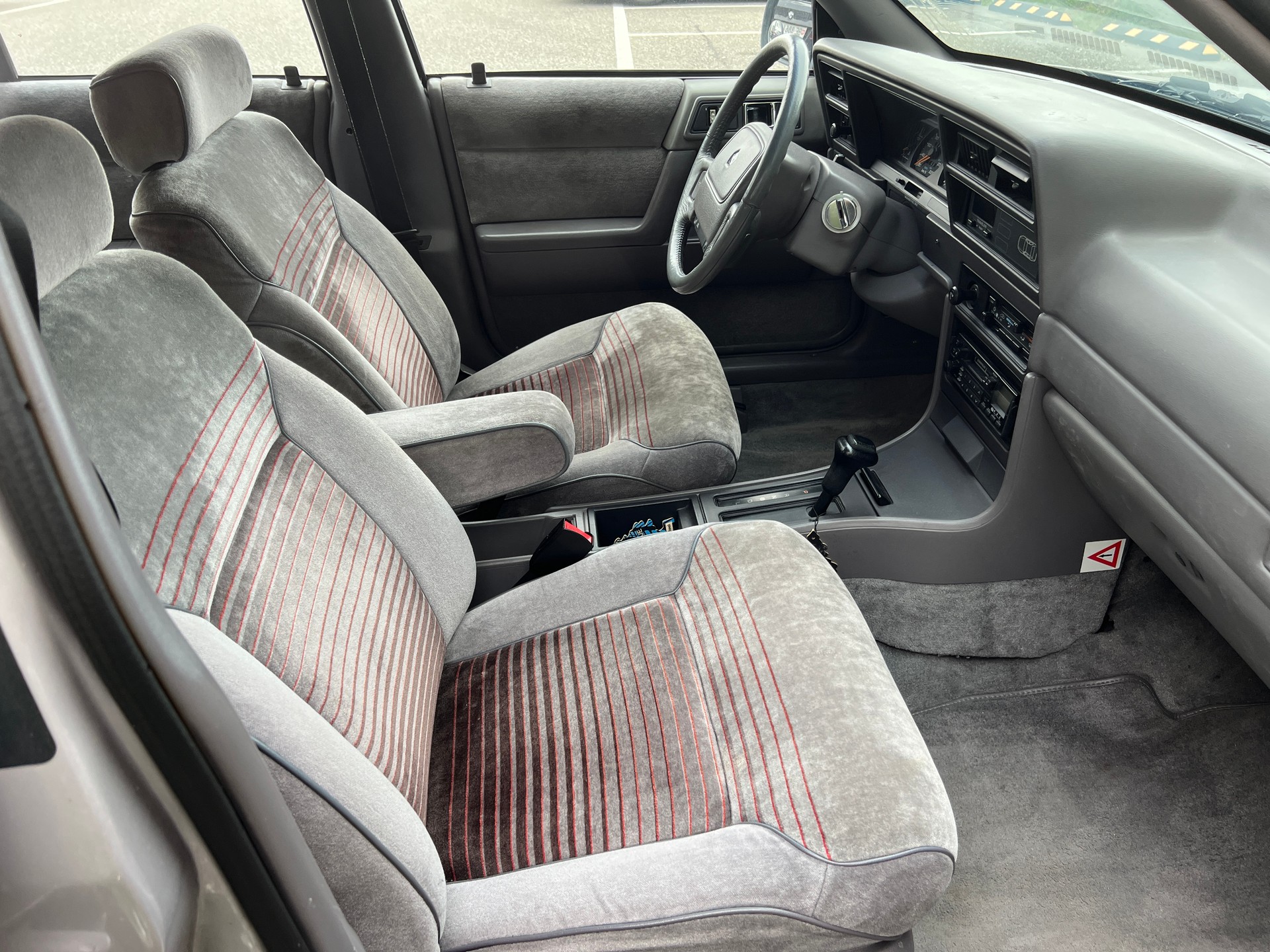 CHRYSLER Saratoga 3.0-image-8