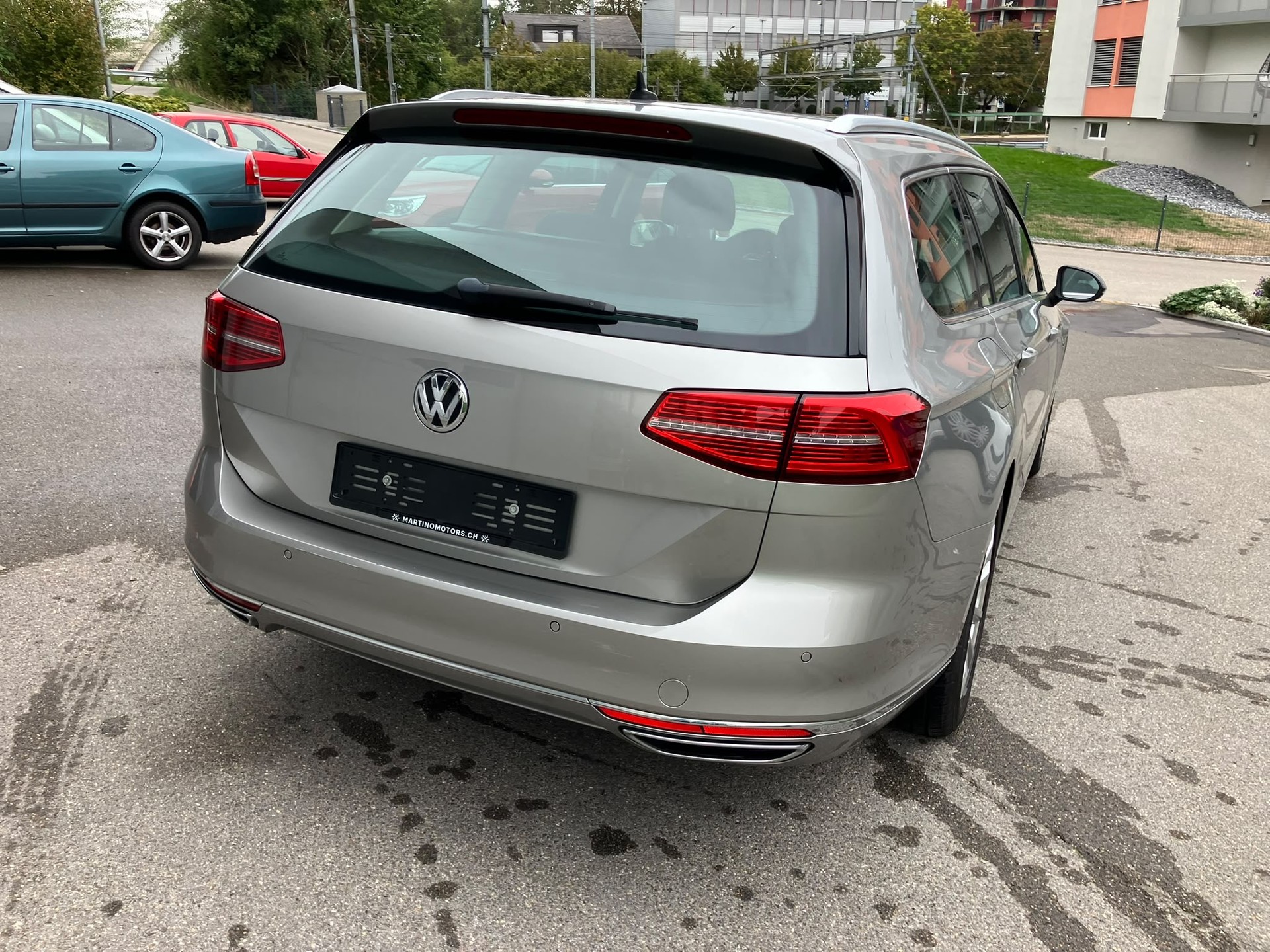 VW Passat Variant 2.0 TDI BMT High. DSG 4Motion-image-4